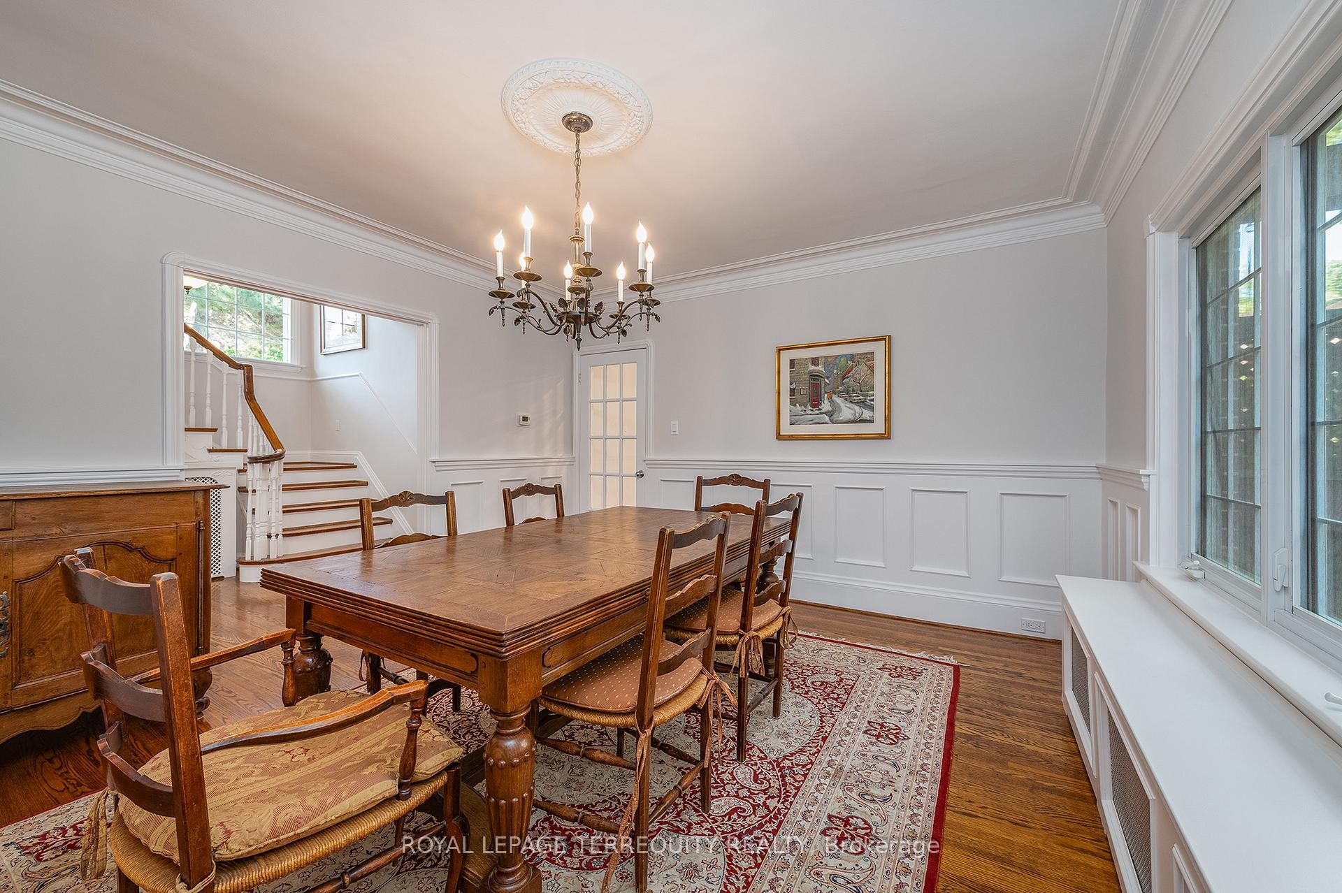 









223


Riverside

Drive,
Toronto,




ON
M6S 4A8

