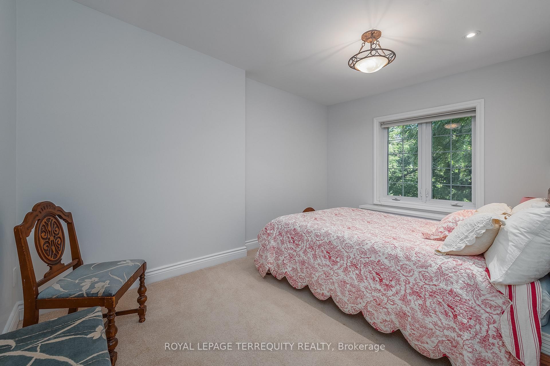 









223


Riverside

Drive,
Toronto,




ON
M6S 4A8

