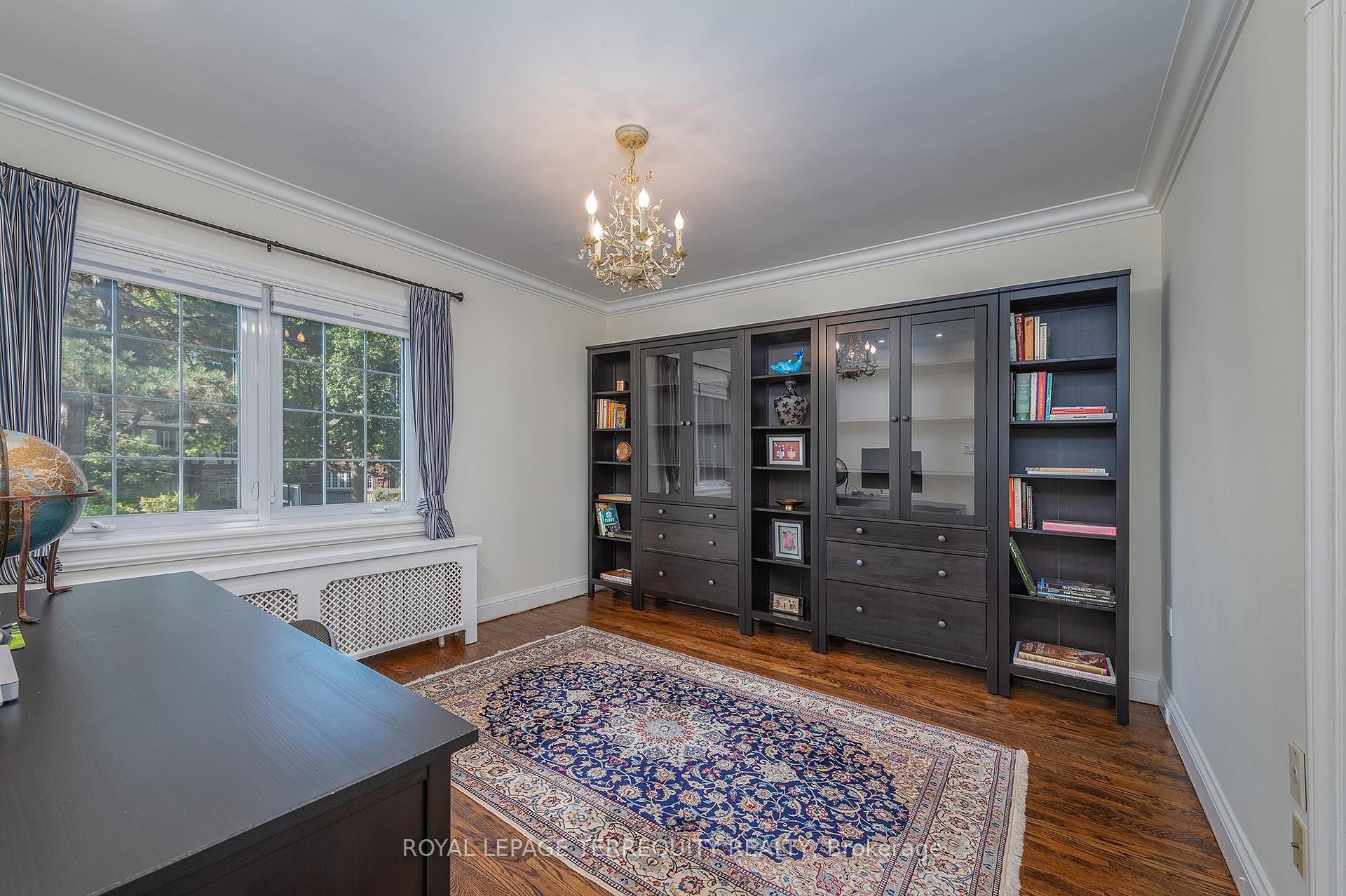 









223


Riverside

Drive,
Toronto,




ON
M6S 4A8


