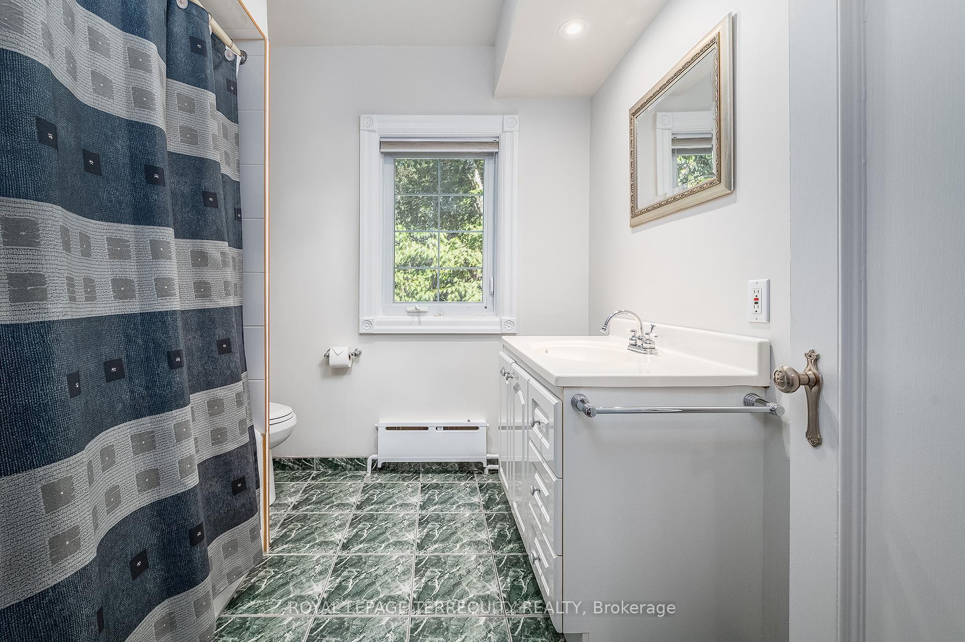 









223


Riverside

Drive,
Toronto,




ON
M6S 4A8

