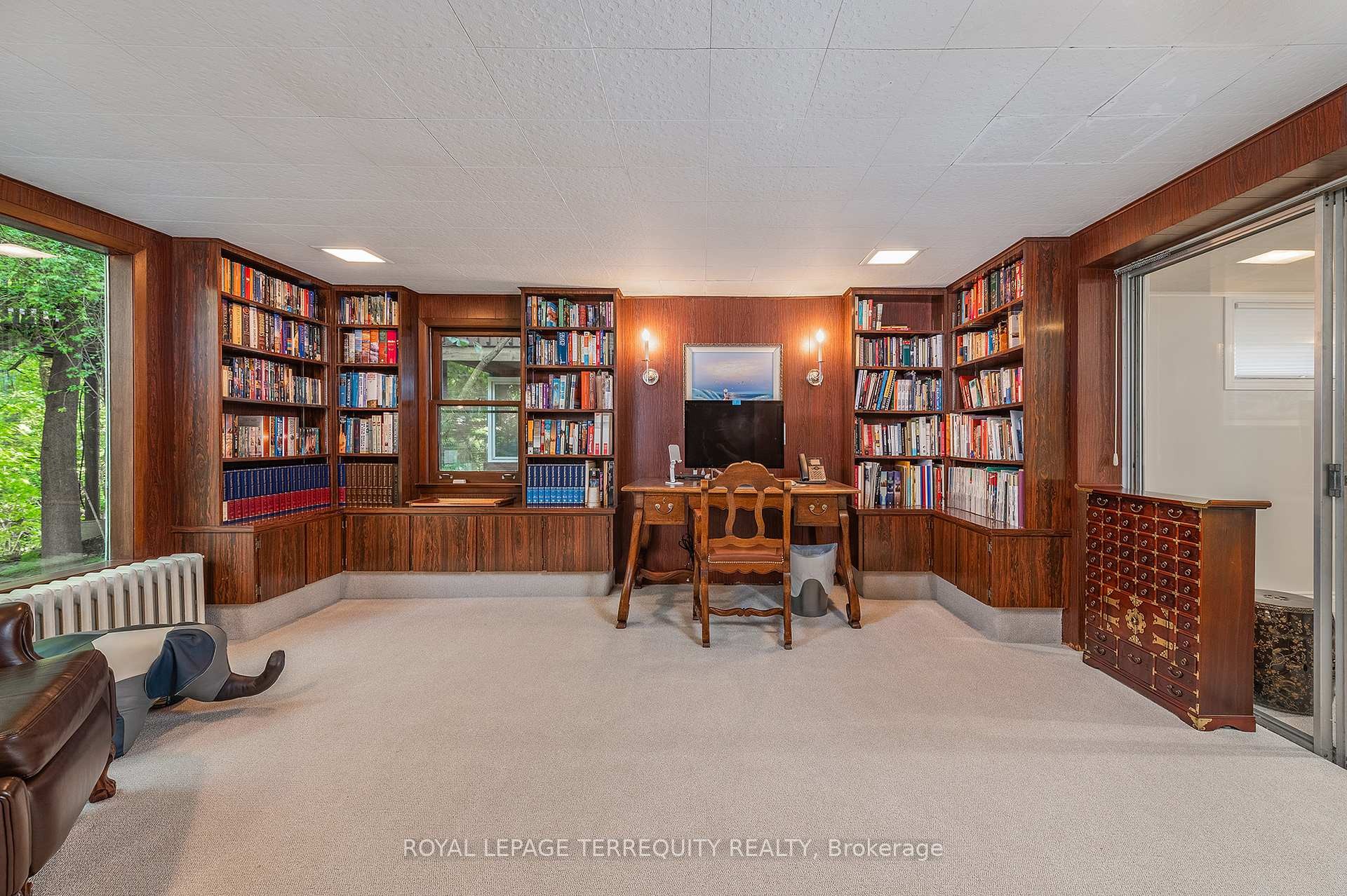 









223


Riverside

Drive,
Toronto,




ON
M6S 4A8

