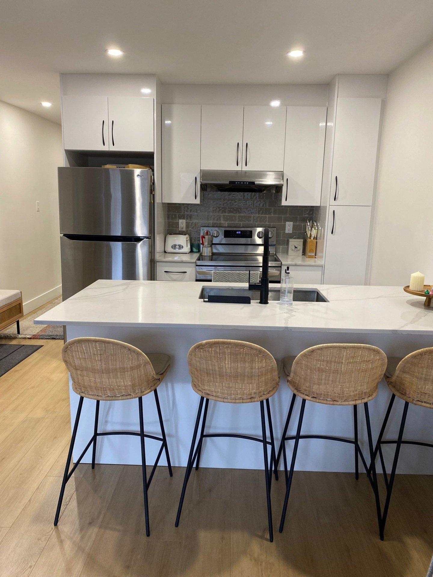 









6748


6e Avenue

,
Montréal (Rosemont/La Petite-Patrie),




QC
H1Y2R9

