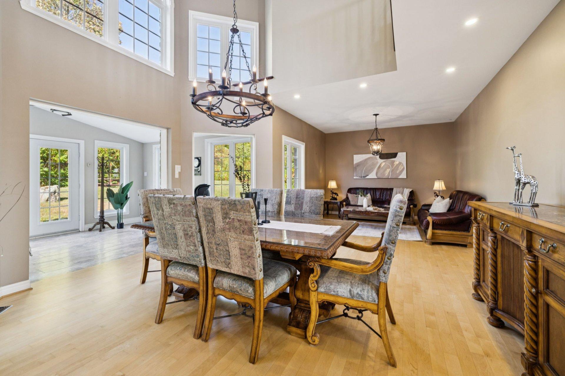 









150


Ch. Rawcliffe

,
Grenville-sur-la-Rouge,




QC
J0V1B0

