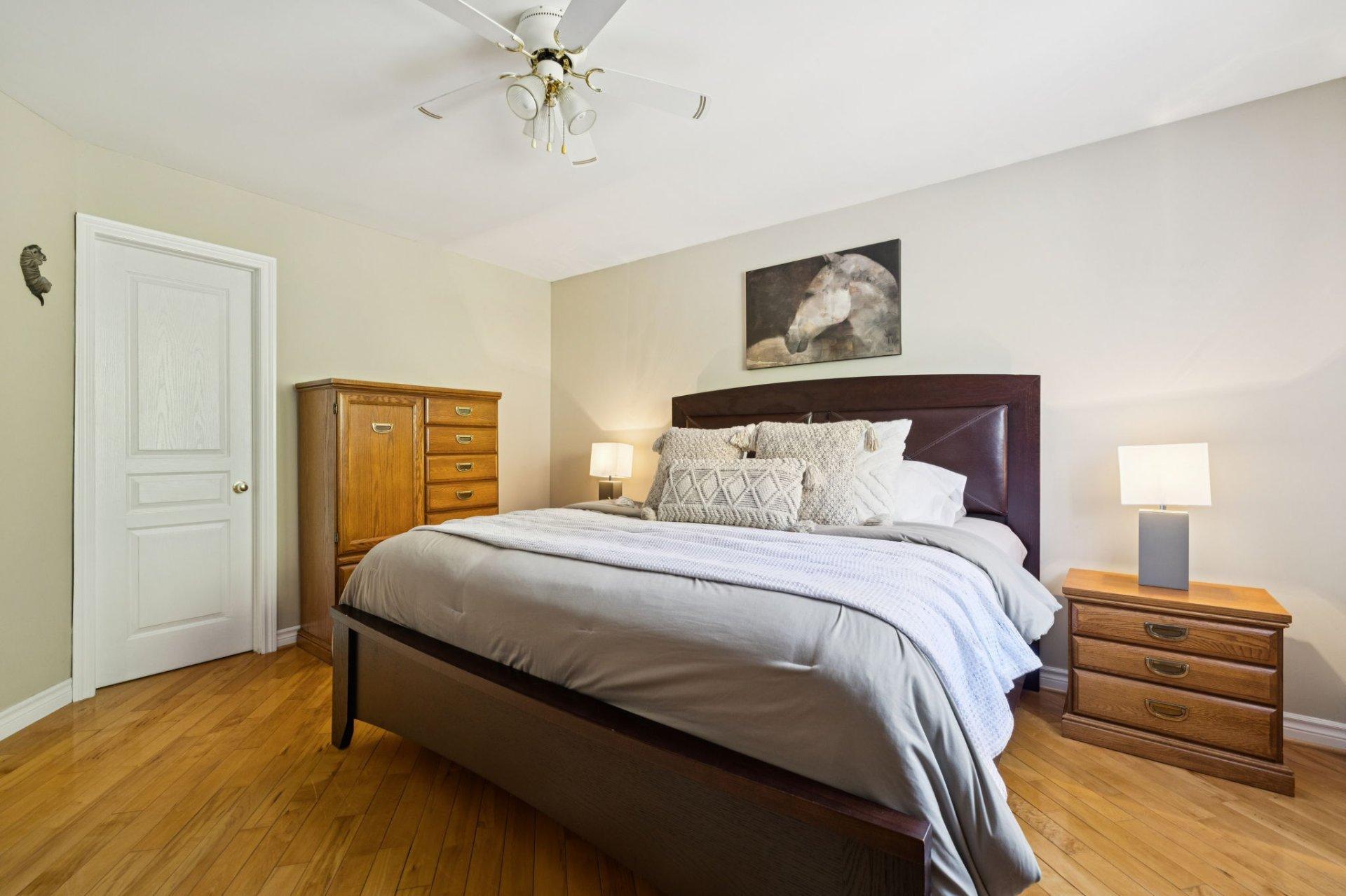 









150


Ch. Rawcliffe

,
Grenville-sur-la-Rouge,




QC
J0V1B0

