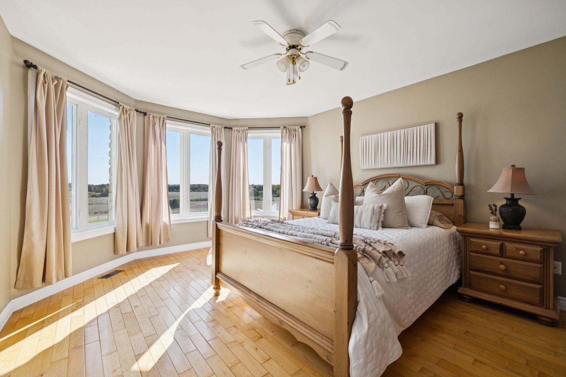 









150


Ch. Rawcliffe

,
Grenville-sur-la-Rouge,




QC
J0V1B0


