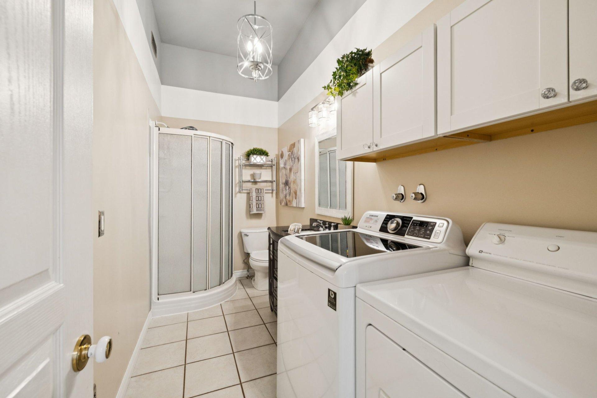 









150


Ch. Rawcliffe

,
Grenville-sur-la-Rouge,




QC
J0V1B0

