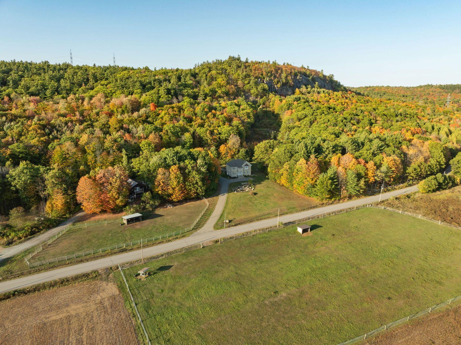 









150


Ch. Rawcliffe

,
Grenville-sur-la-Rouge,




QC
J0V1B0

