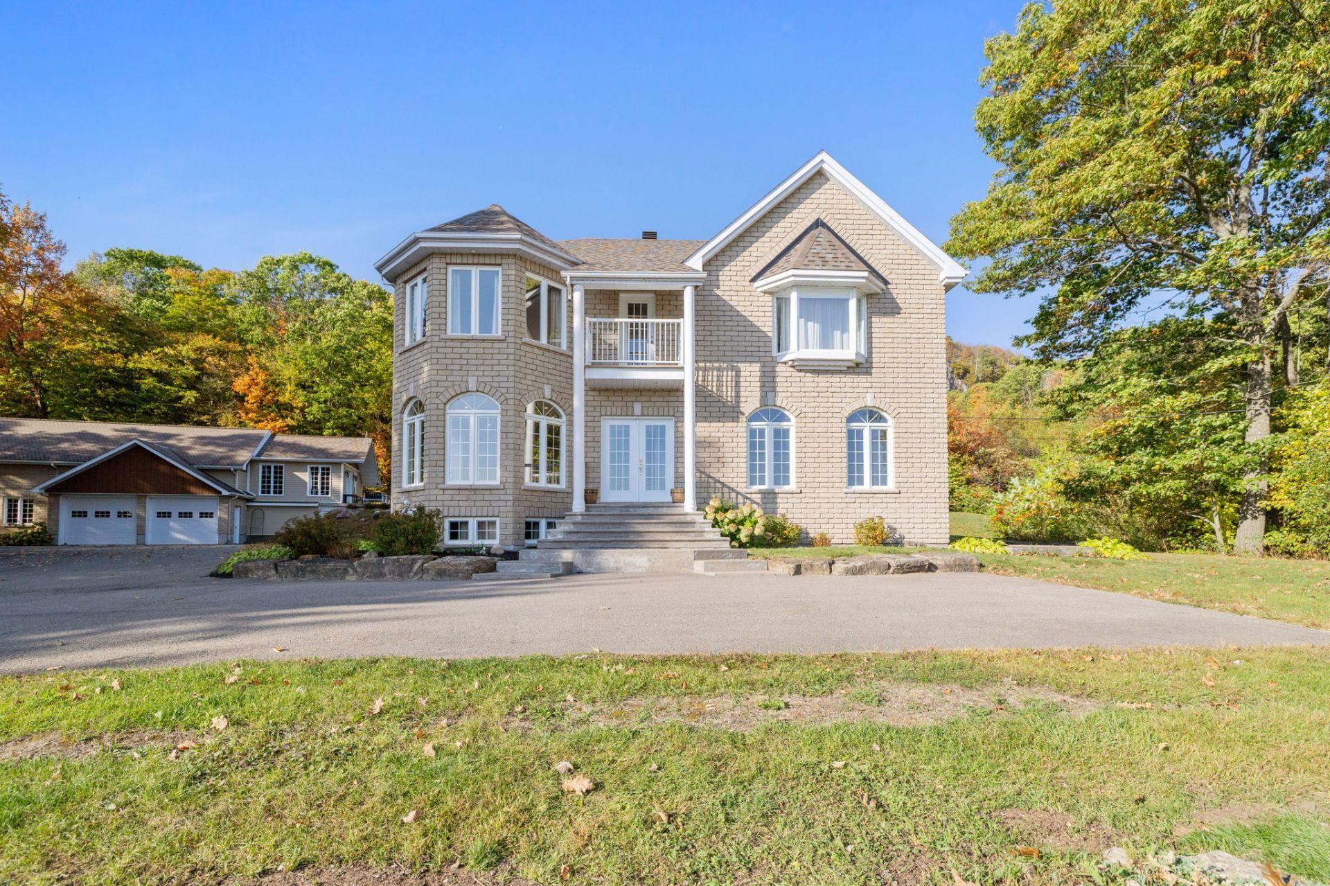 









150


Ch. Rawcliffe

,
Grenville-sur-la-Rouge,




QC
J0V1B0

