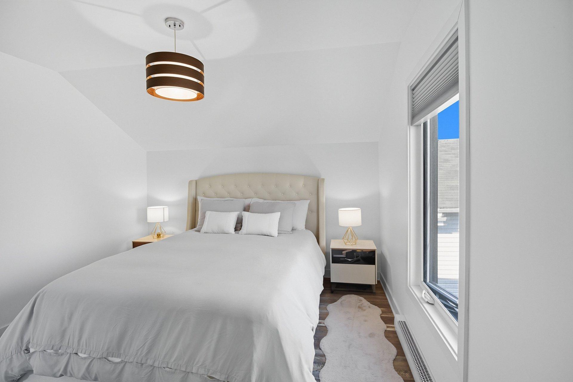 









84


Rue Chauveau

,
Gatineau (Hull),




QC
J8Y3B2

