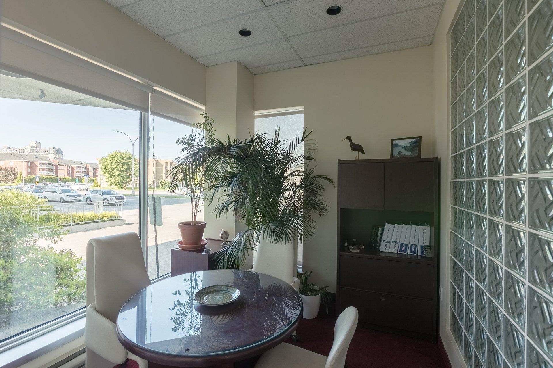 









1695


Boul. Laval

, 105,
Laval (Laval-des-Rapides),




QC
H7S2M2

