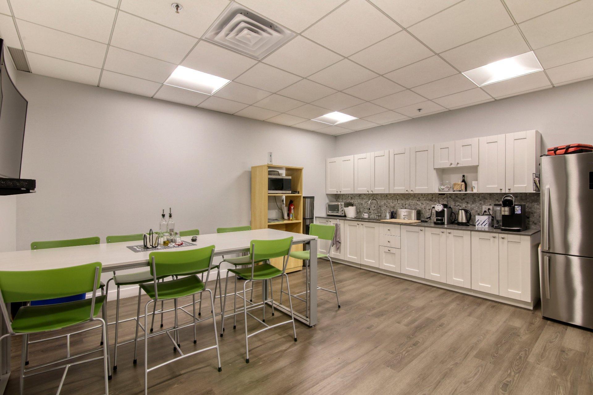 









1695


Boul. Laval

, 230,
Laval (Laval-des-Rapides),




QC
H7S2M2

