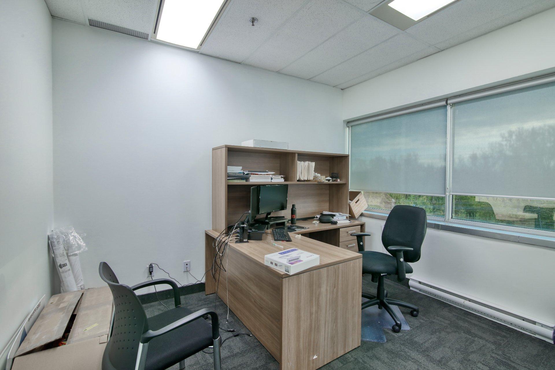 









1695


Boul. Laval

, 230,
Laval (Laval-des-Rapides),




QC
H7S2M2

