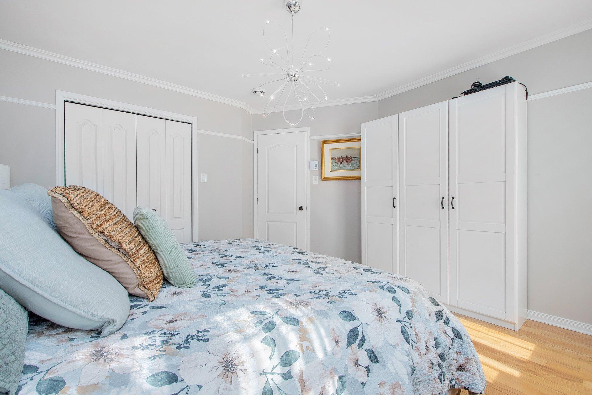 









2442


Rue des Jacinthes

,
Terrebonne (Terrebonne),




QC
J6X0A5

