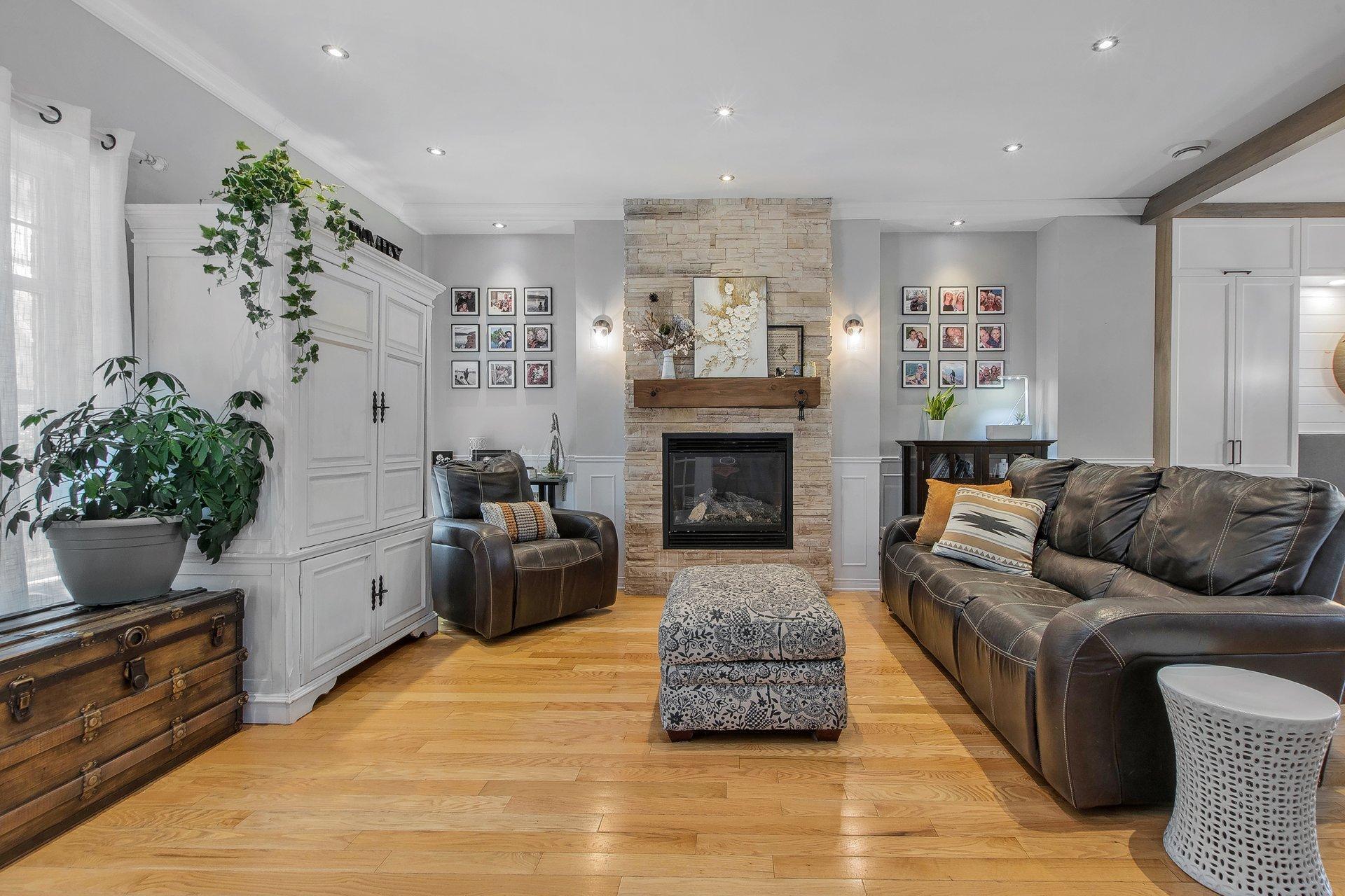 









2442


Rue des Jacinthes

,
Terrebonne (Terrebonne),




QC
J6X0A5

