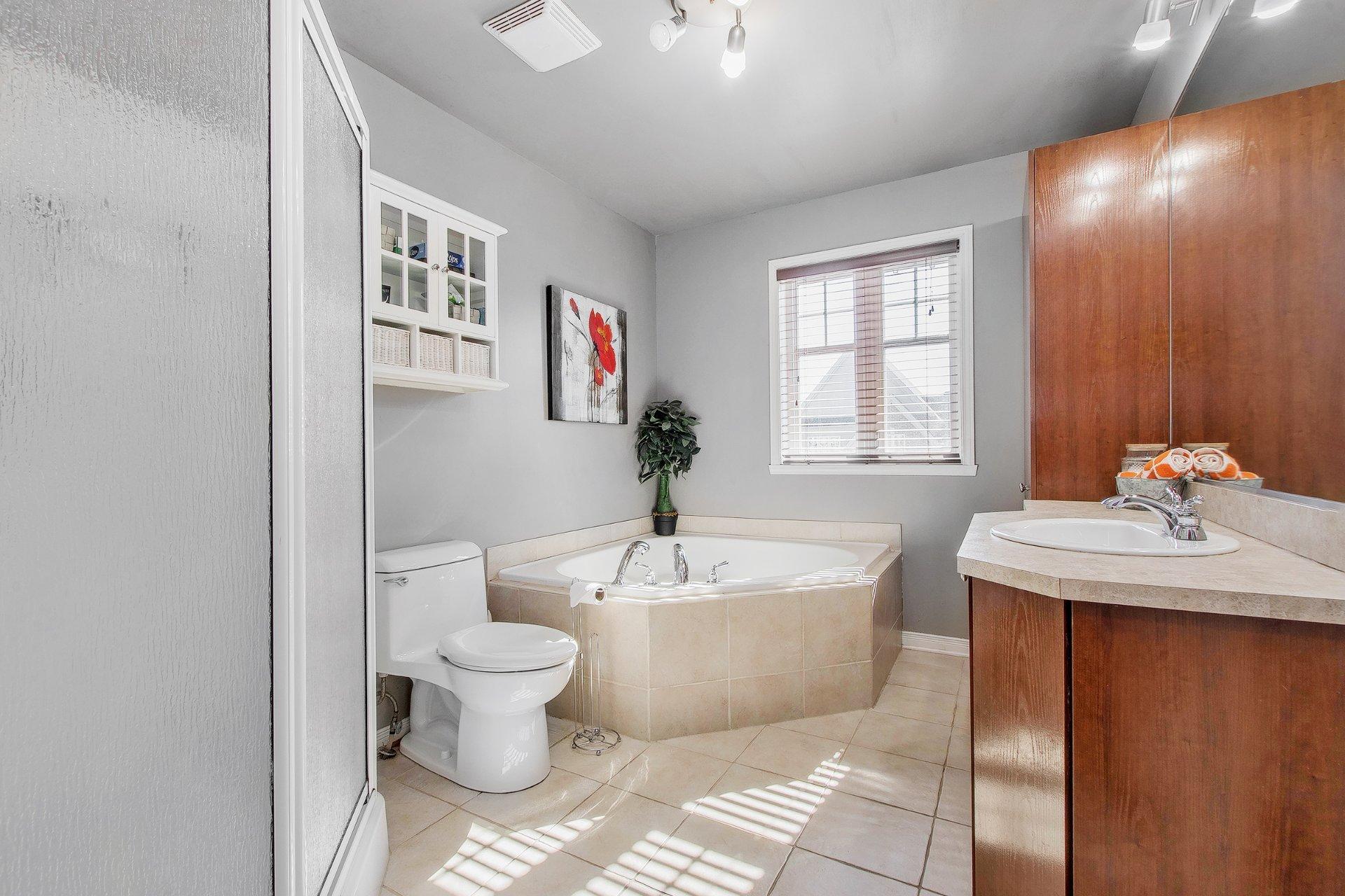 









2442


Rue des Jacinthes

,
Terrebonne (Terrebonne),




QC
J6X0A5

