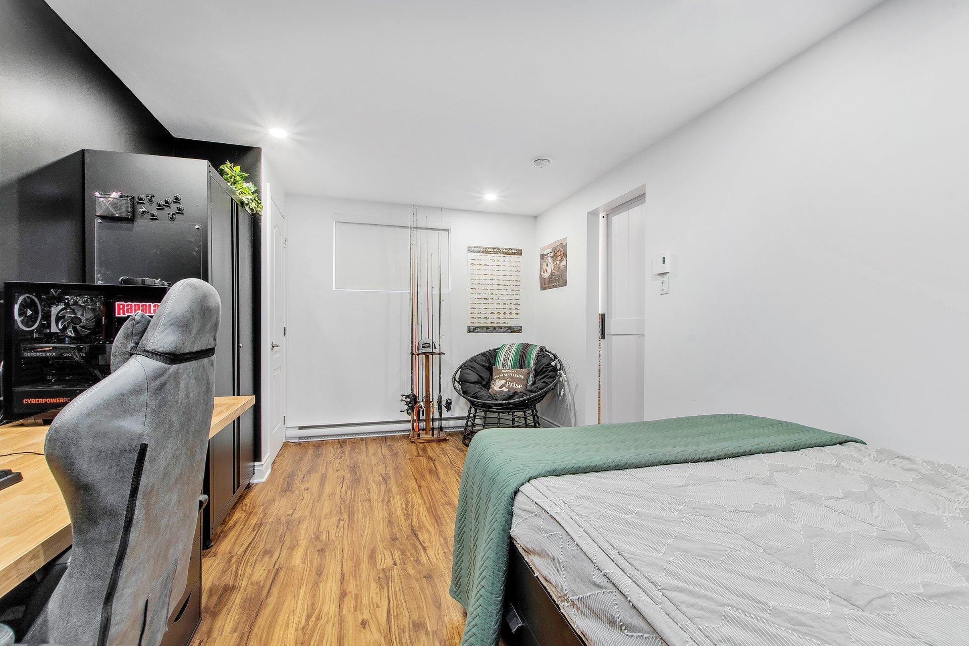 









2442


Rue des Jacinthes

,
Terrebonne (Terrebonne),




QC
J6X0A5

