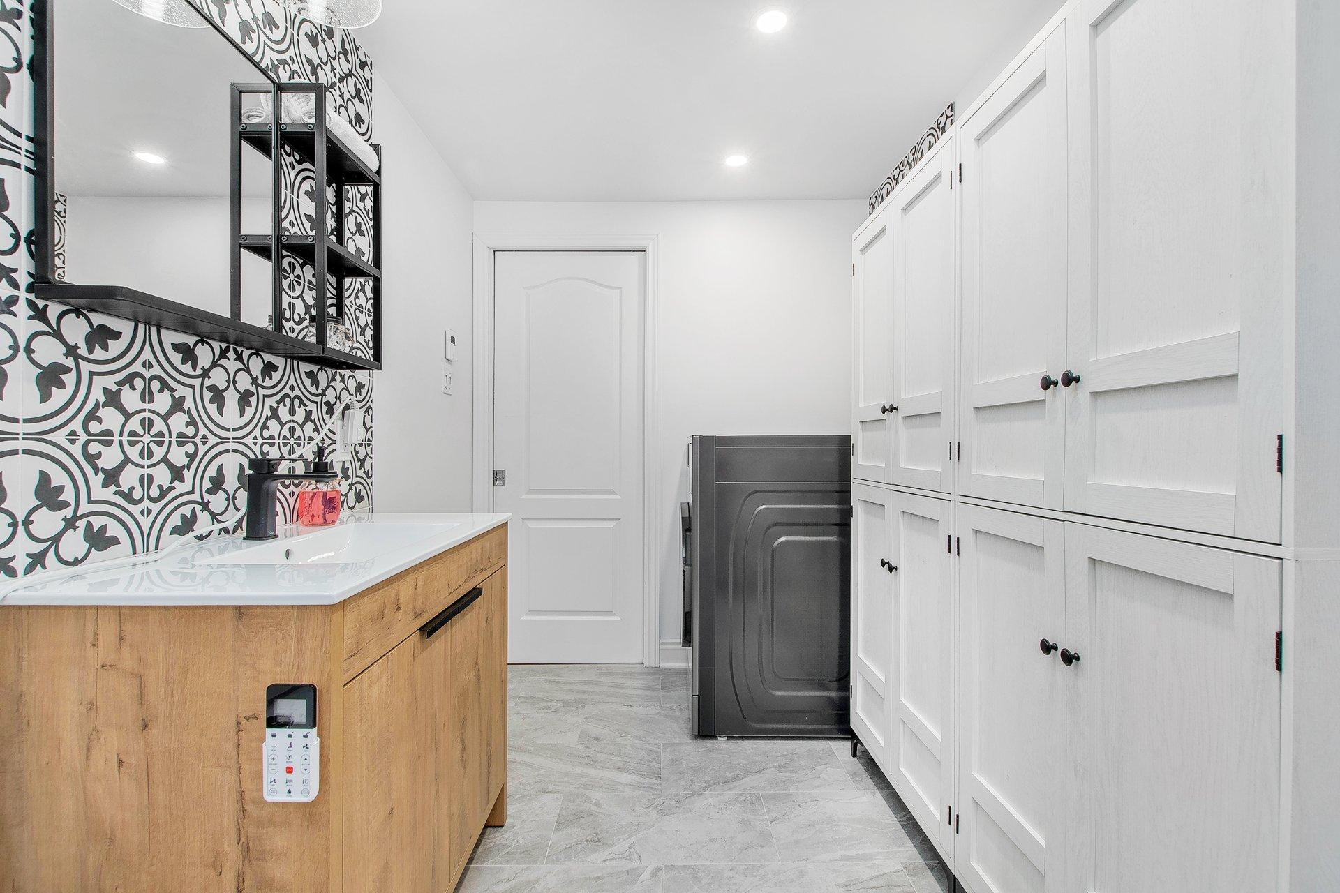 









2442


Rue des Jacinthes

,
Terrebonne (Terrebonne),




QC
J6X0A5

