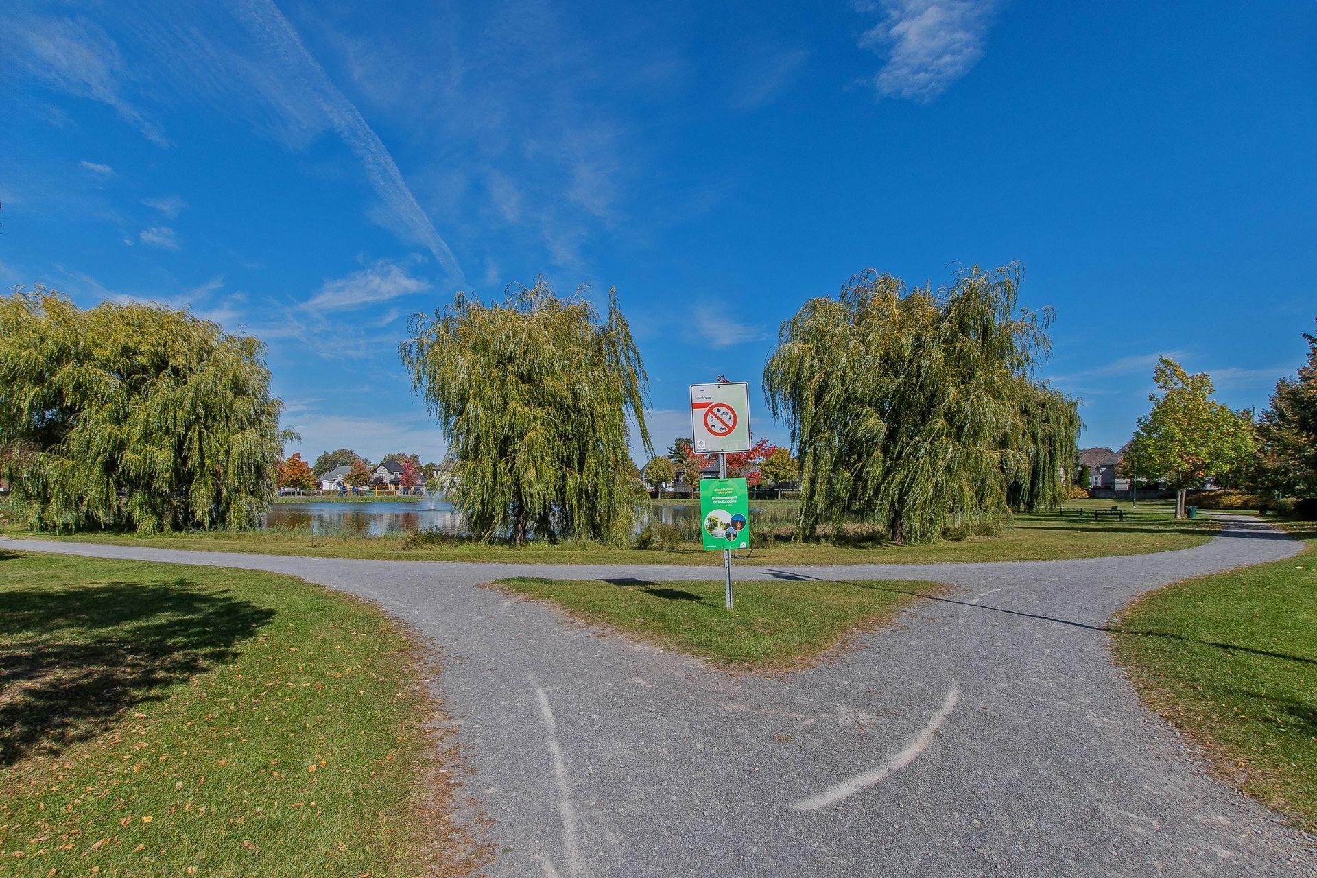 









2442


Rue des Jacinthes

,
Terrebonne (Terrebonne),




QC
J6X0A5

