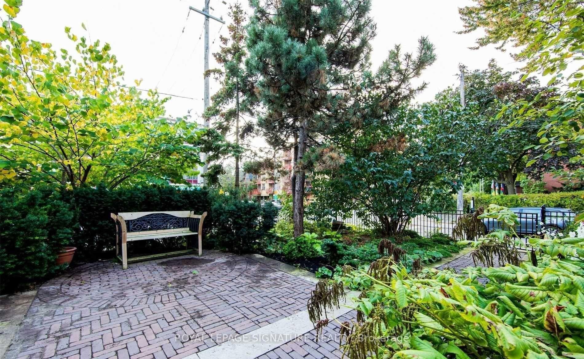 









1


Maynard

Avenue, 2,
Toronto,




ON
M6K 2Z7

