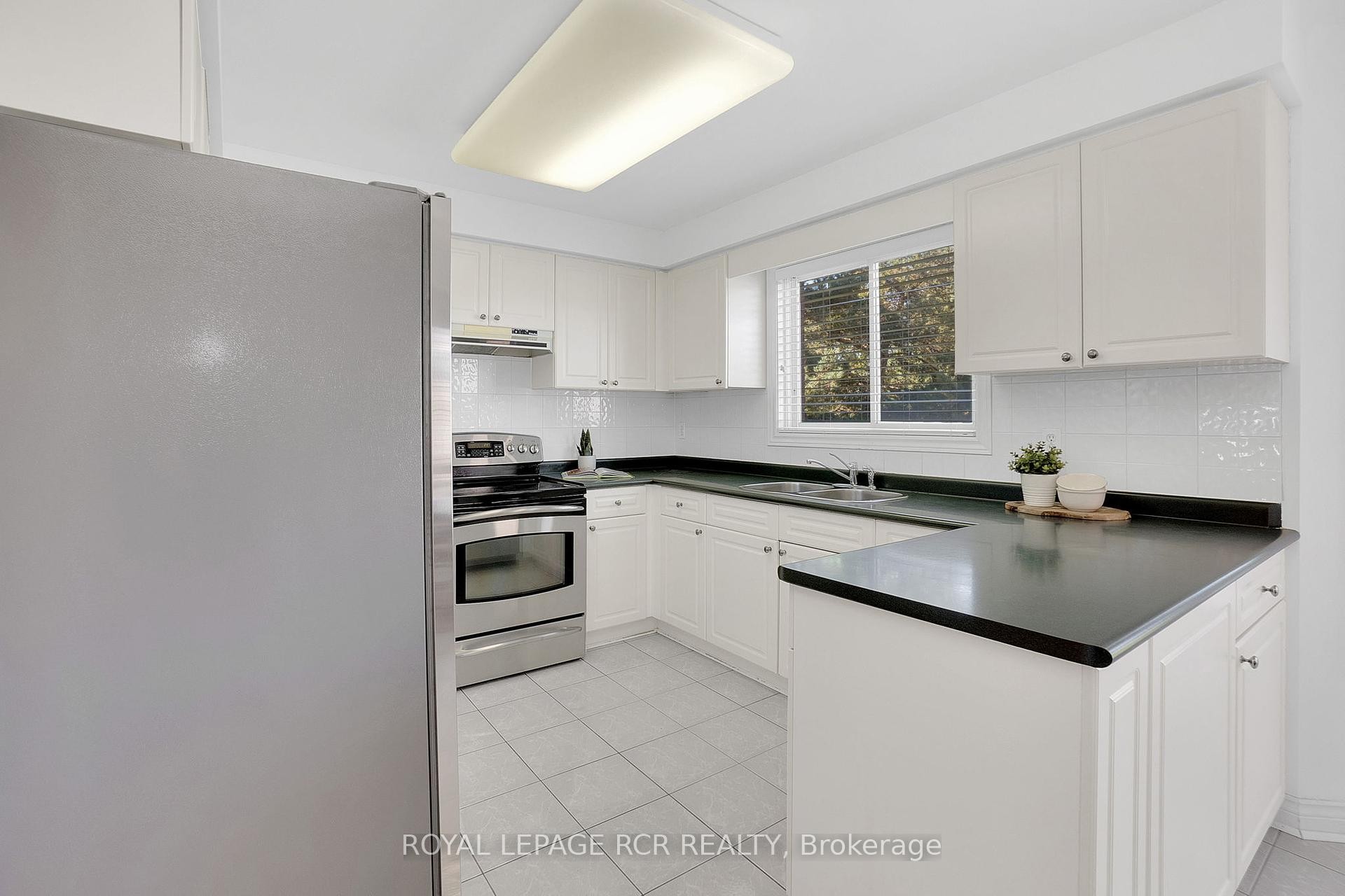 









70


Zucchet

Court,
Vaughan,




ON
L4L 8T7

