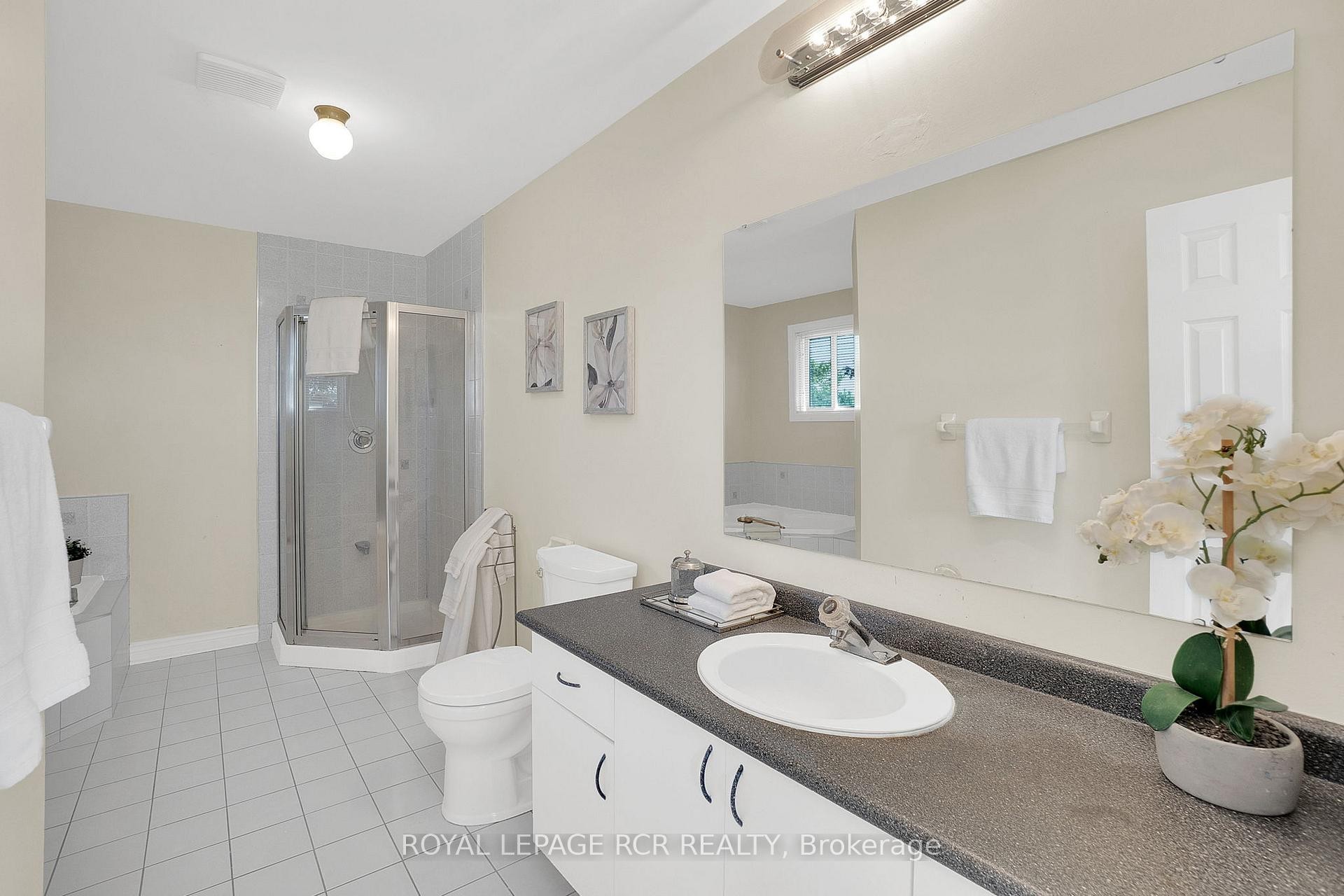 









70


Zucchet

Court,
Vaughan,




ON
L4L 8T7

