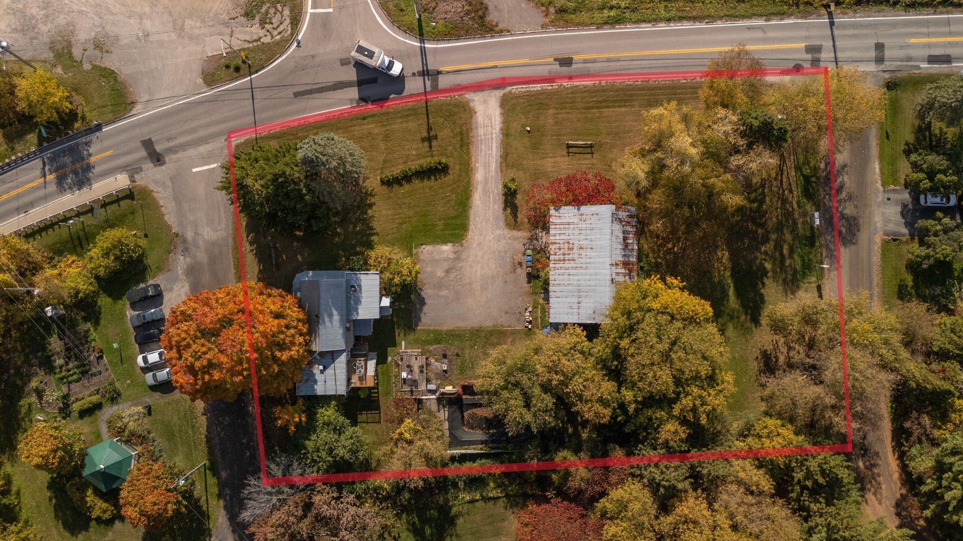 









2721


Place Raynault

,
L'Assomption,




QC
J5W4Z6

