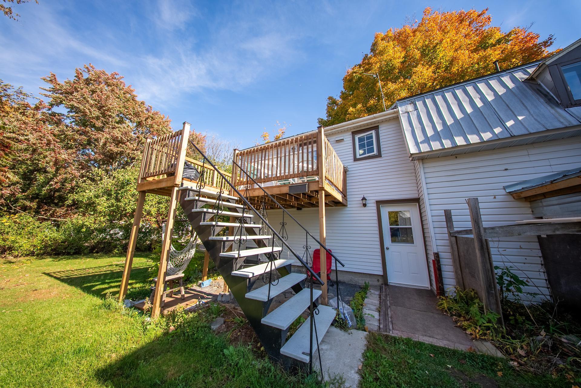 









2721


Place Raynault

,
L'Assomption,




QC
J5W4Z6

