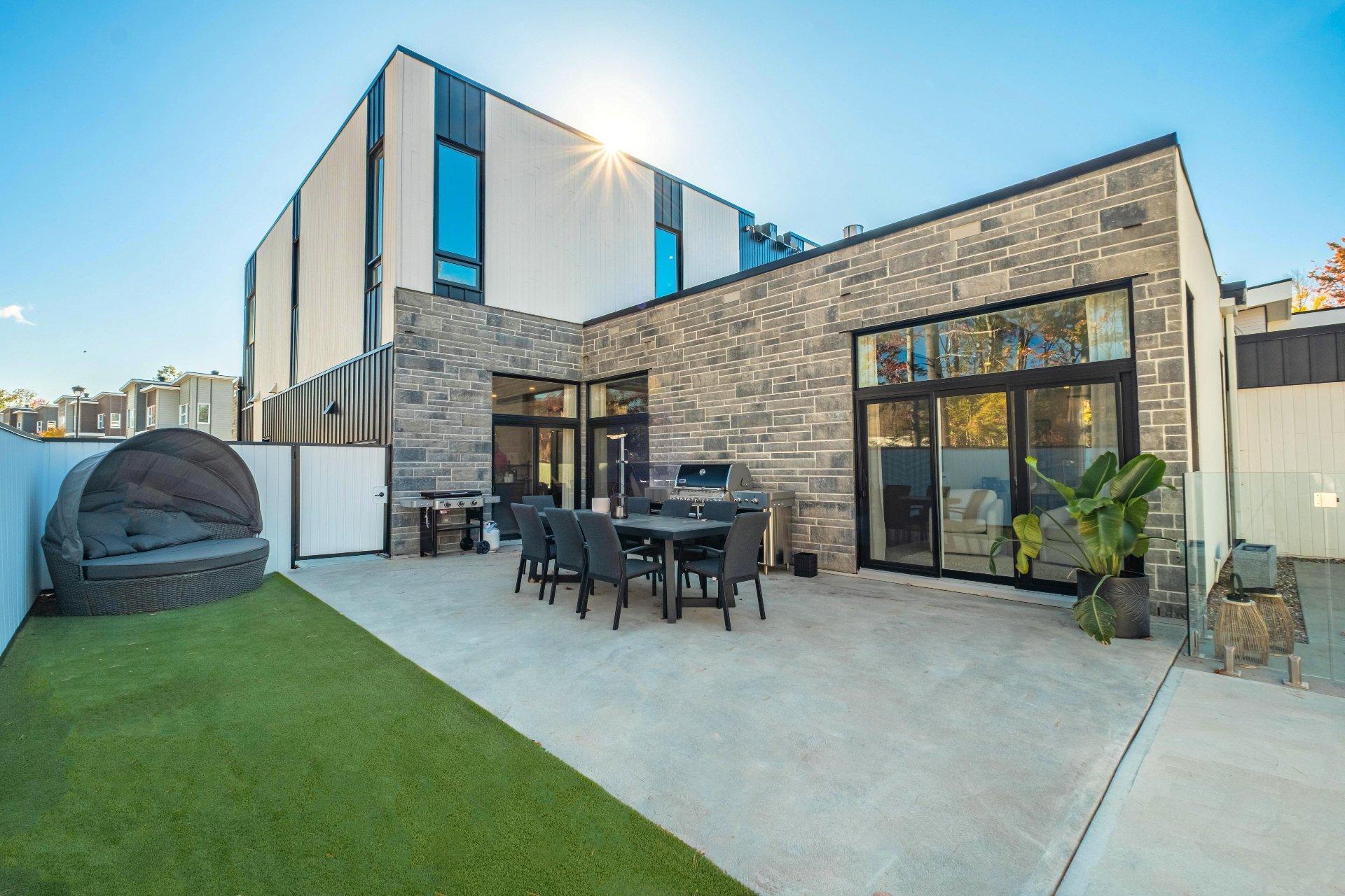 









610


Rue du Chardonnay

,
Sherbrooke (Les Nations),




QC
J1L0K1

