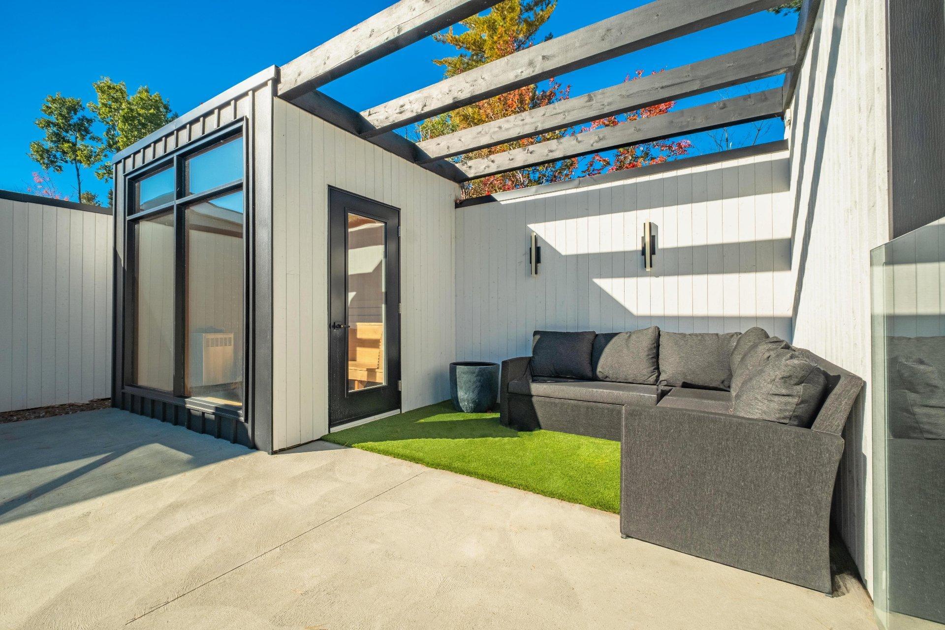 









610


Rue du Chardonnay

,
Sherbrooke (Les Nations),




QC
J1L0K1

