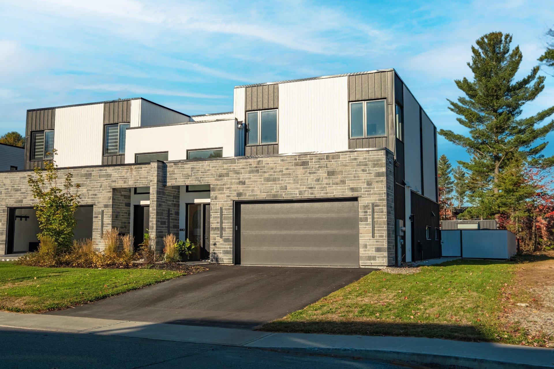 









610


Rue du Chardonnay

,
Sherbrooke (Les Nations),




QC
J1L0K1

