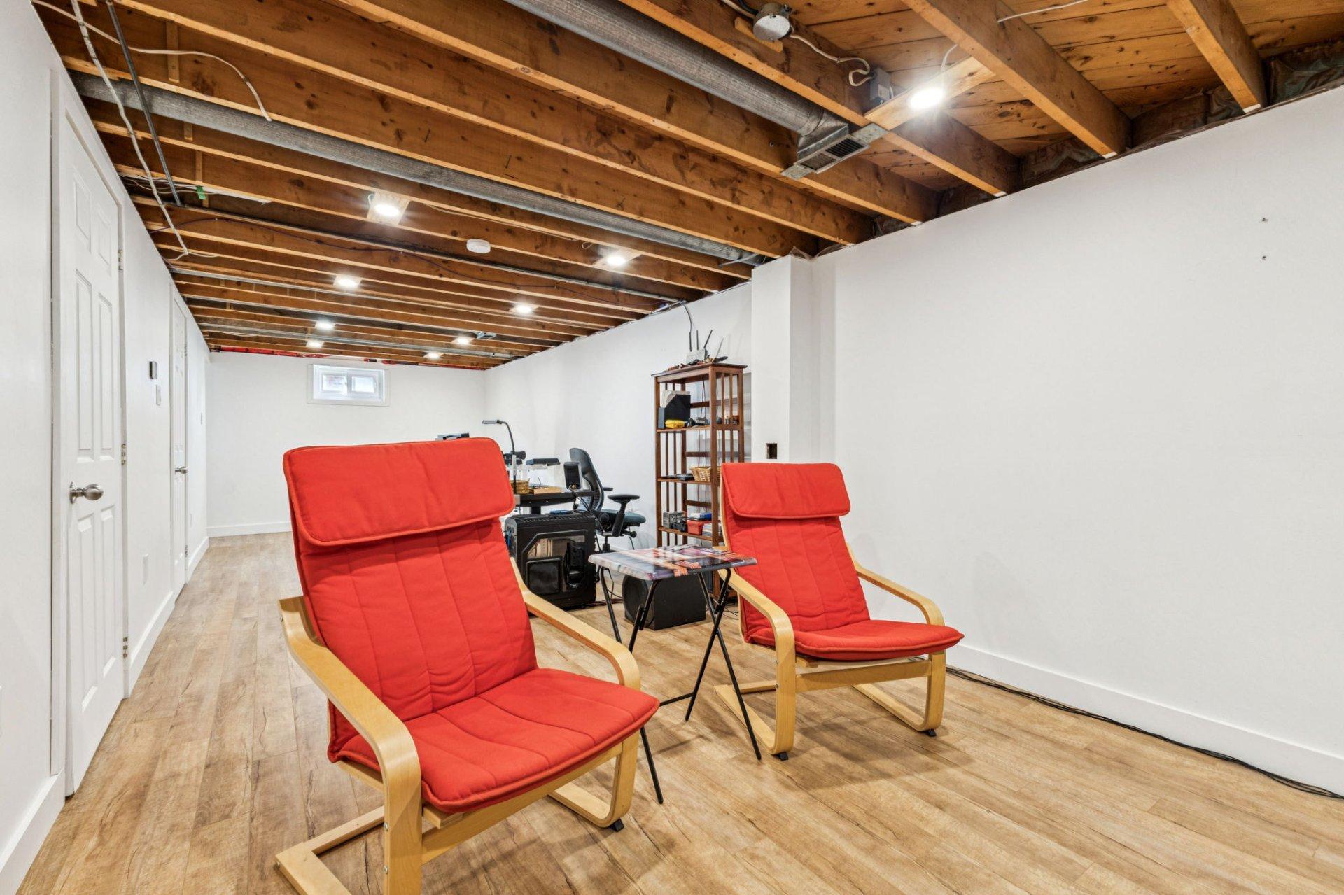 









76


Rue de Nevers

,
Gatineau (Gatineau),




QC
J8T4R5

