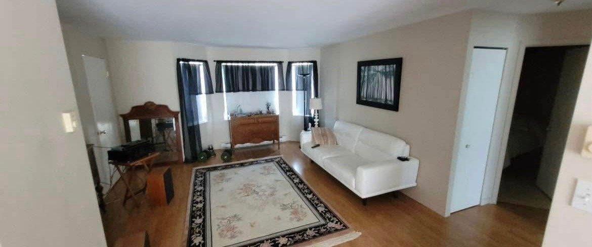 









84


Rue des Bouleaux

,
Les Coteaux,




QC
J7X1A1

