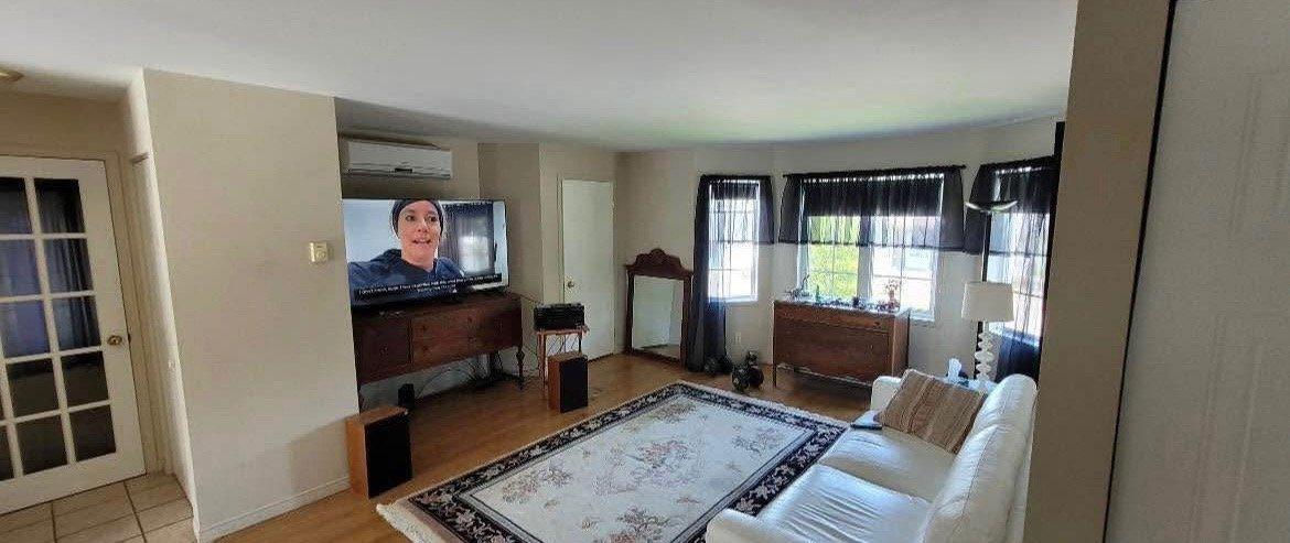









84


Rue des Bouleaux

,
Les Coteaux,




QC
J7X1A1

