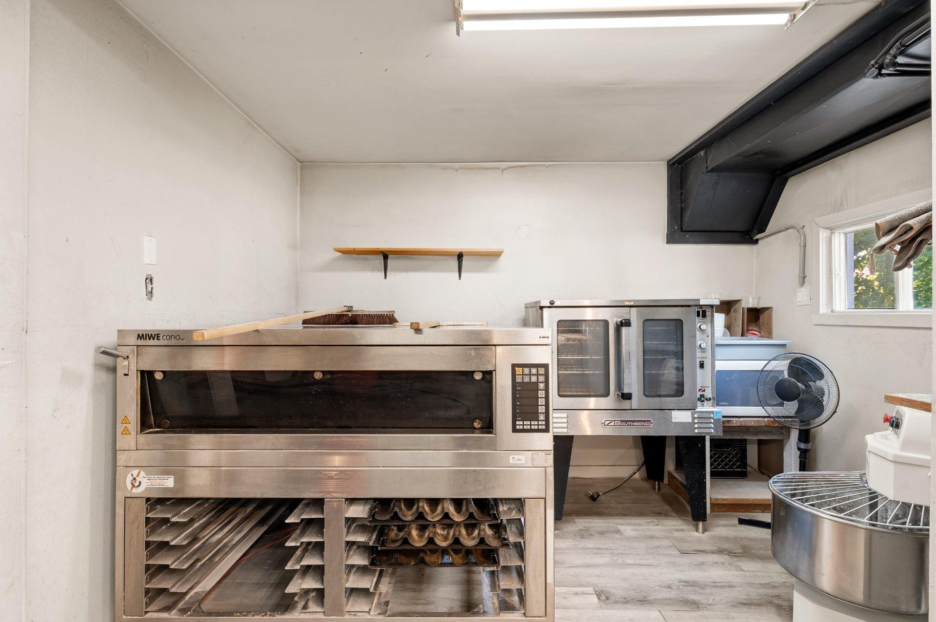 









1034


Boul. Rolland-Cloutier

,
Lantier,




QC
J0T1V0

