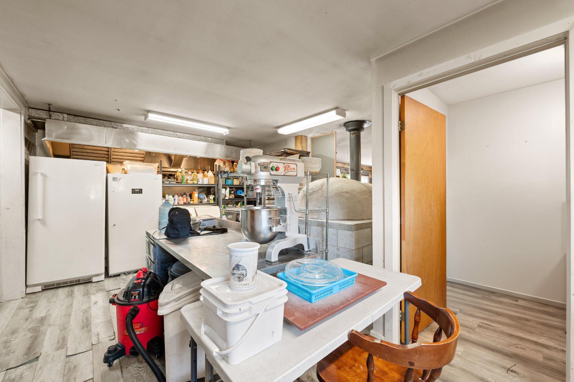 









1034


Boul. Rolland-Cloutier

,
Lantier,




QC
J0T1V0

