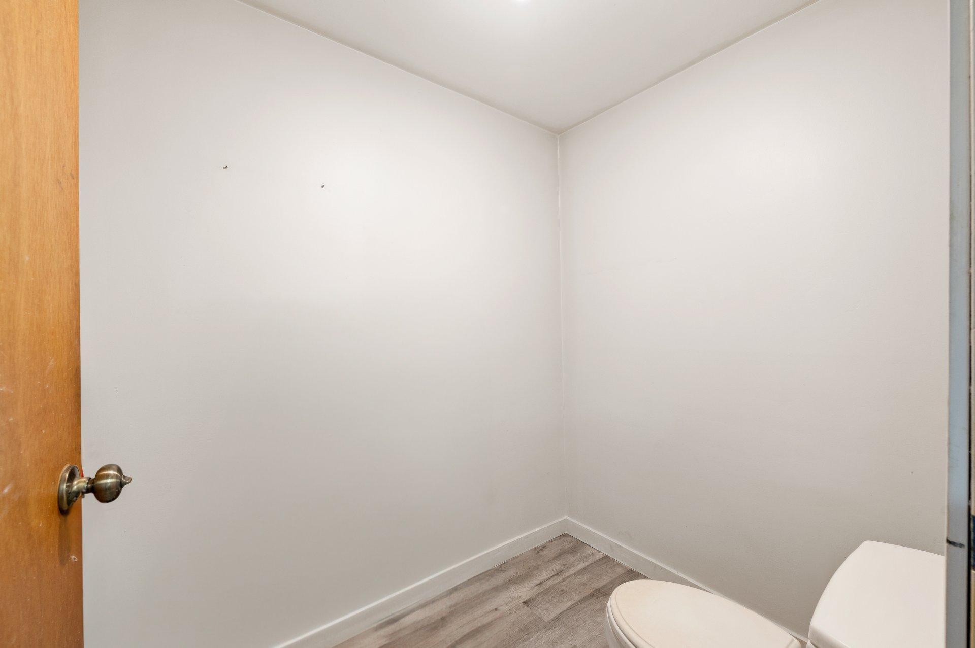 









1034


Boul. Rolland-Cloutier

,
Lantier,




QC
J0T1V0

