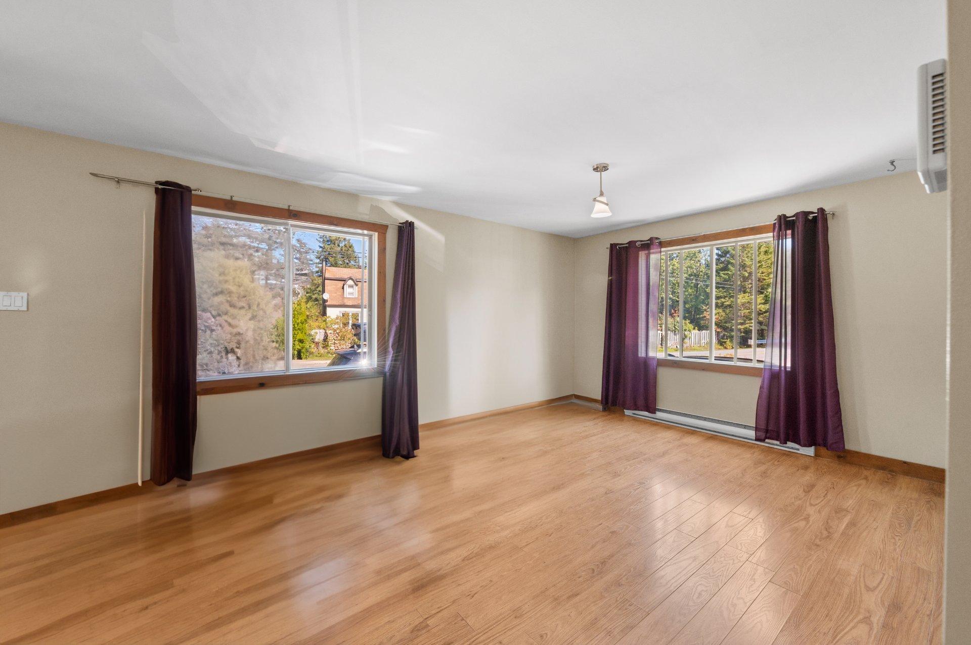 









1034


Boul. Rolland-Cloutier

,
Lantier,




QC
J0T1V0

