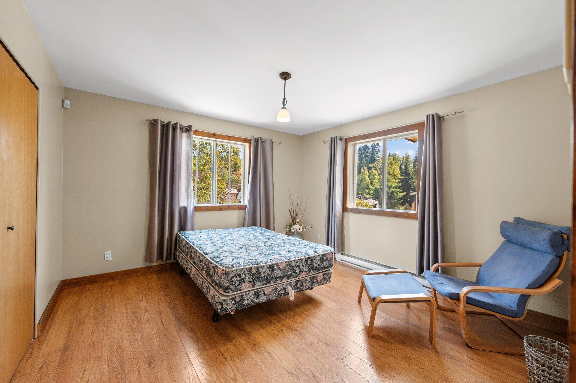 









1034


Boul. Rolland-Cloutier

,
Lantier,




QC
J0T1V0

