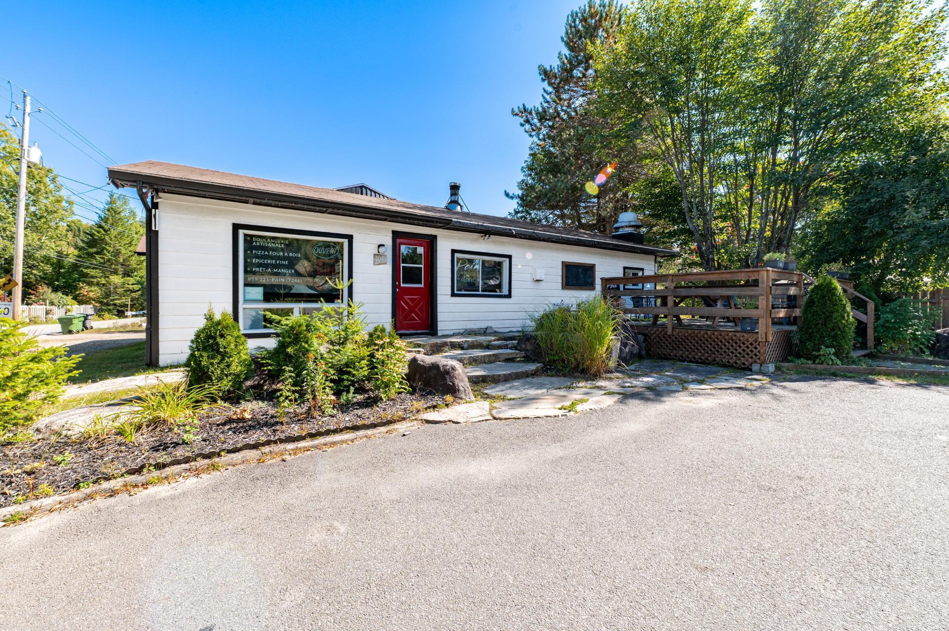 









1034


Boul. Rolland-Cloutier

,
Lantier,




QC
J0T1V0

