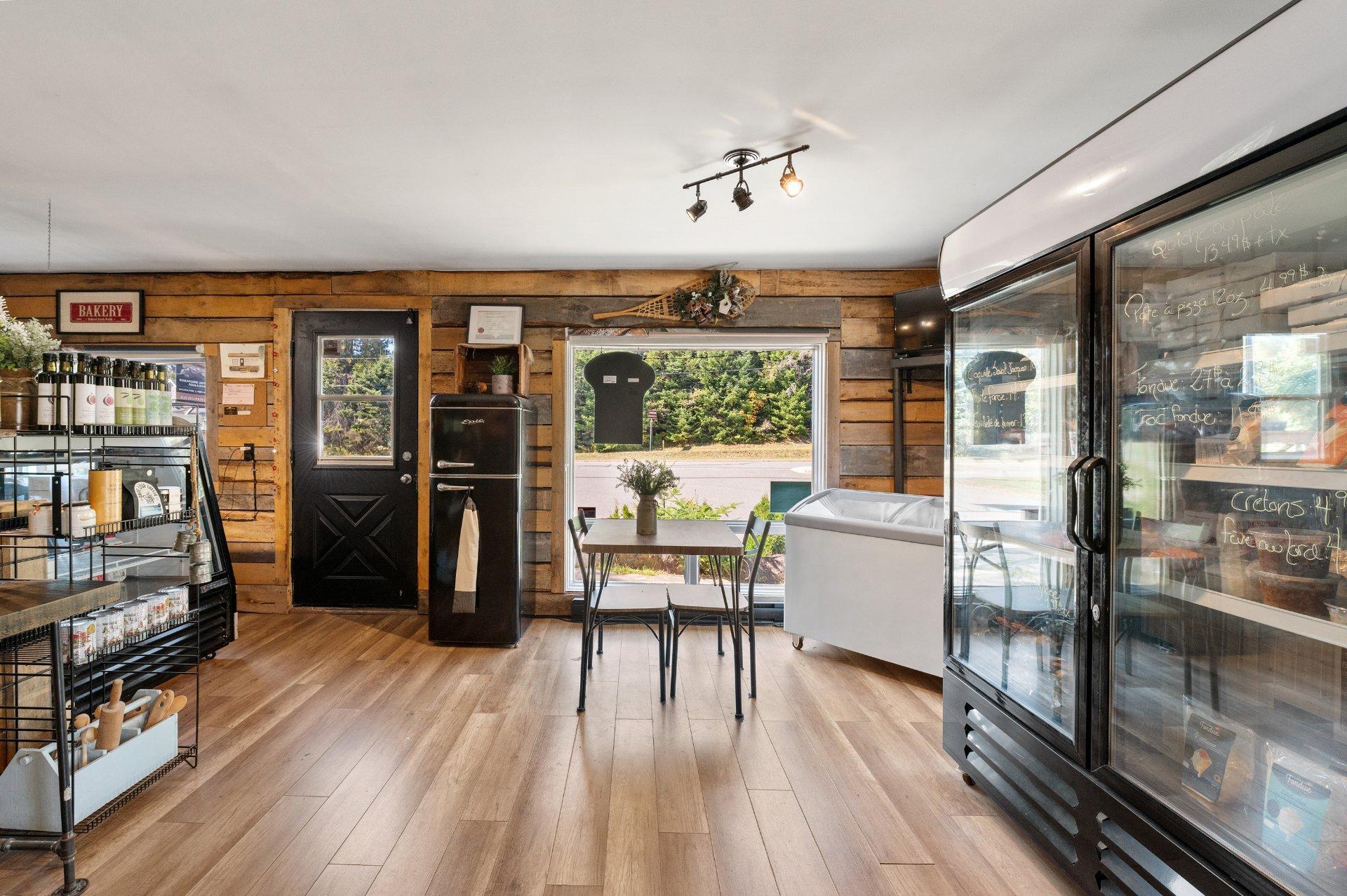 









1034


Boul. Rolland-Cloutier

,
Lantier,




QC
J0T1V0

