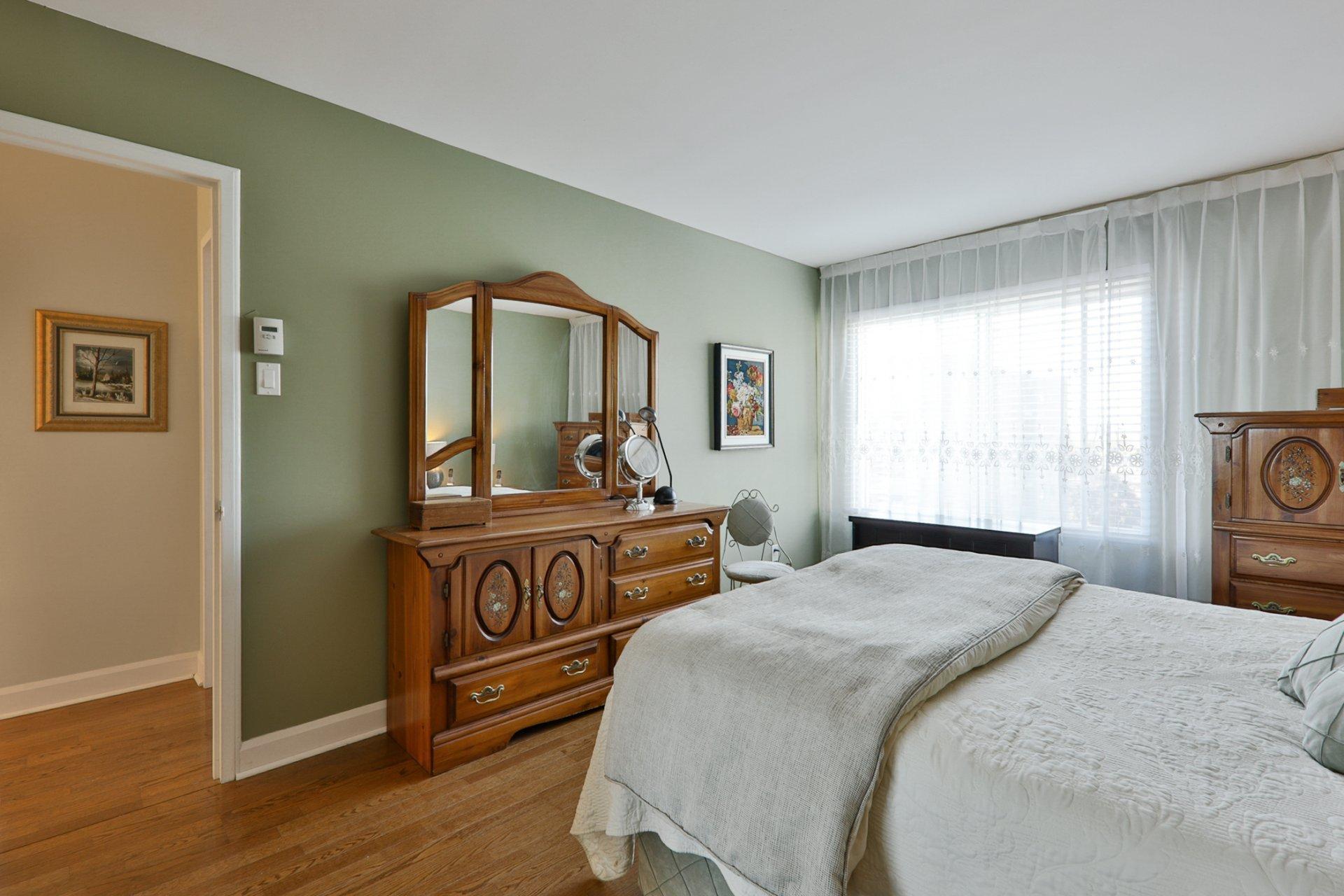 









4191


Rue de la Seine

, 506,
Laval (Chomedey),




QC
H7W2S7

