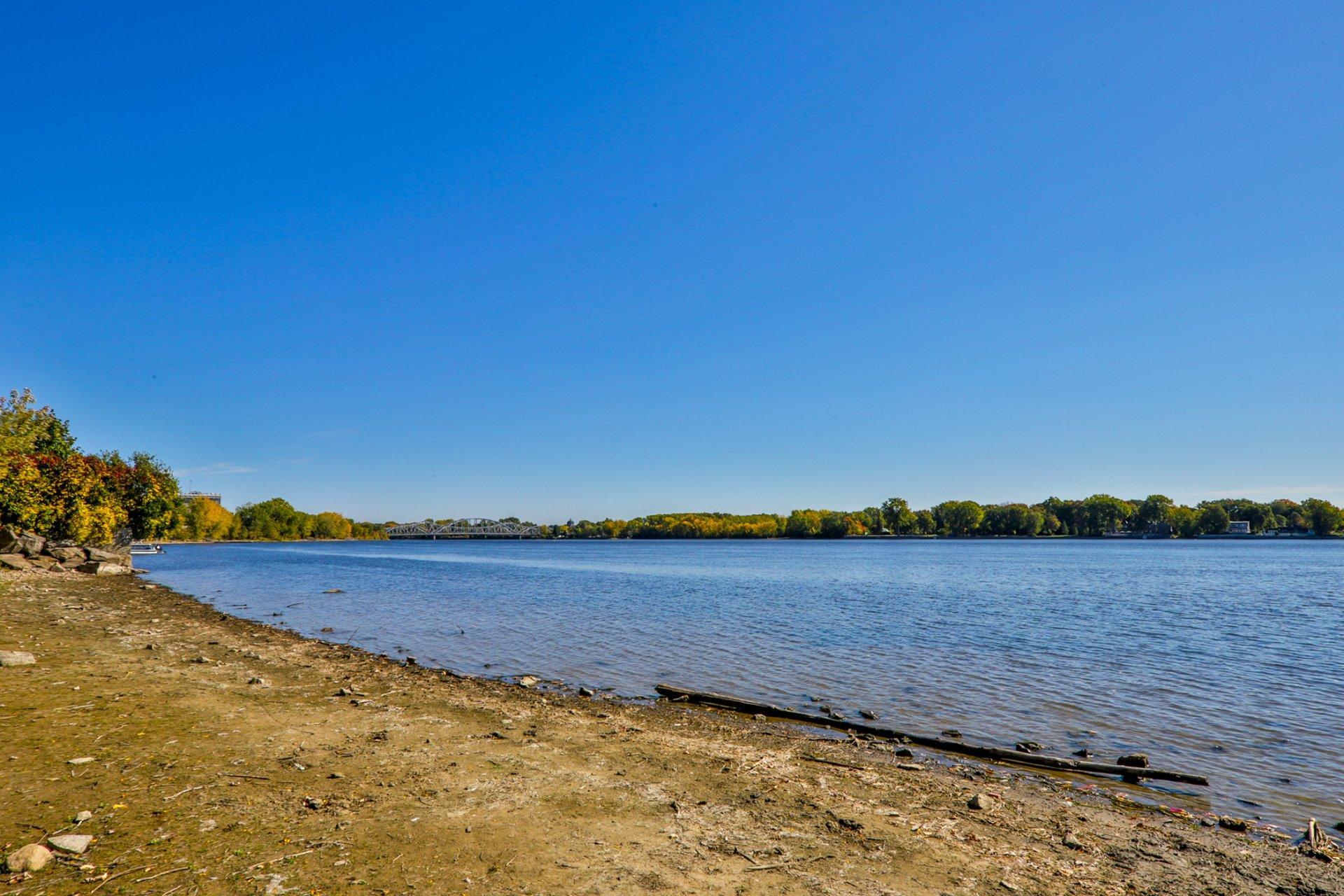 









4191


Rue de la Seine

, 506,
Laval (Chomedey),




QC
H7W2S7

