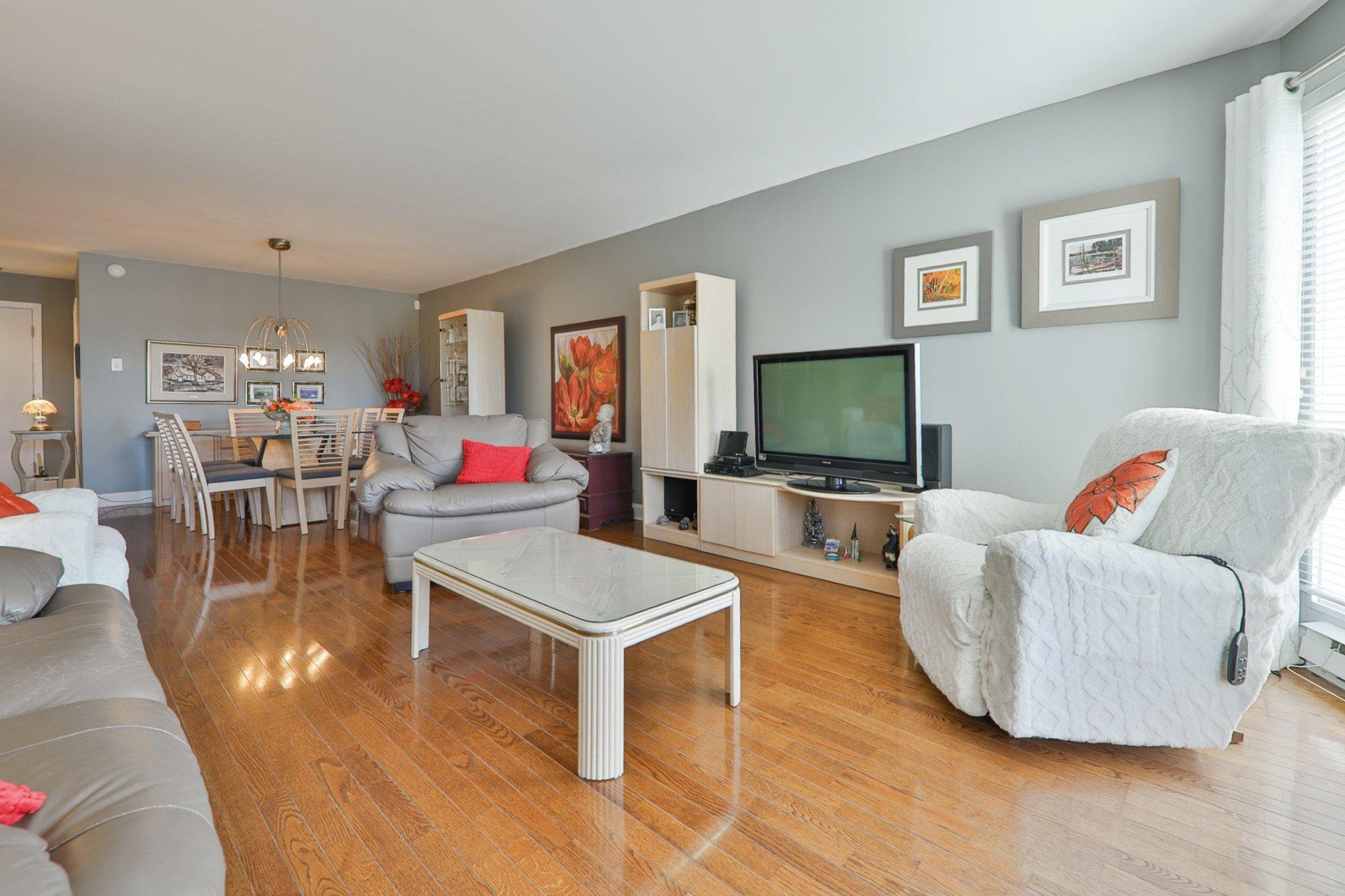 









4191


Rue de la Seine

, 506,
Laval (Chomedey),




QC
H7W2S7

