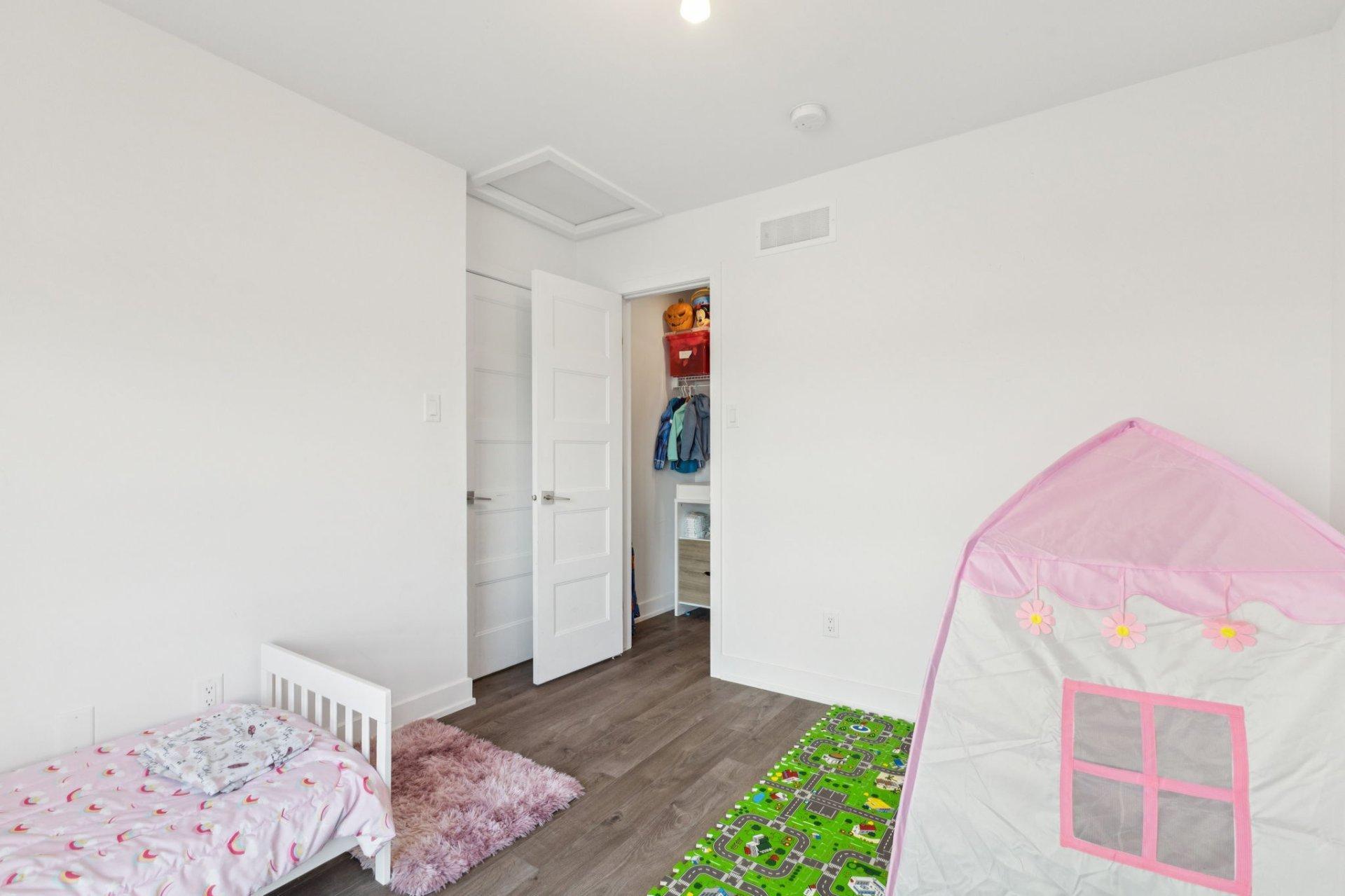 









78


Rue du Débusquage

,
Gatineau (Masson-Angers),




QC
J8M0C8

