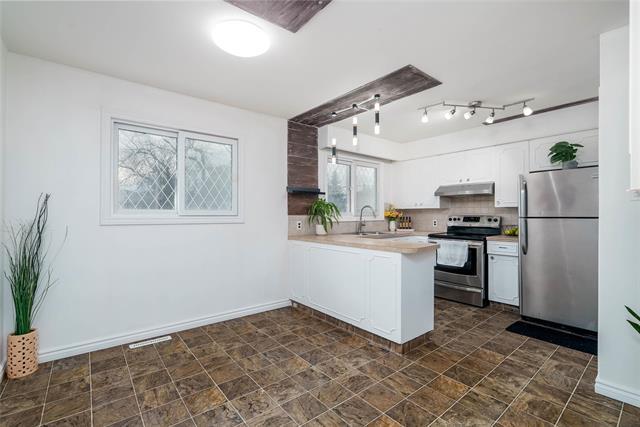 









81


Hansford

RD,
Winnipeg,




MB
R2J 2J7

