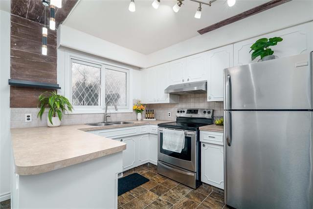 









81


Hansford

RD,
Winnipeg,




MB
R2J 2J7

