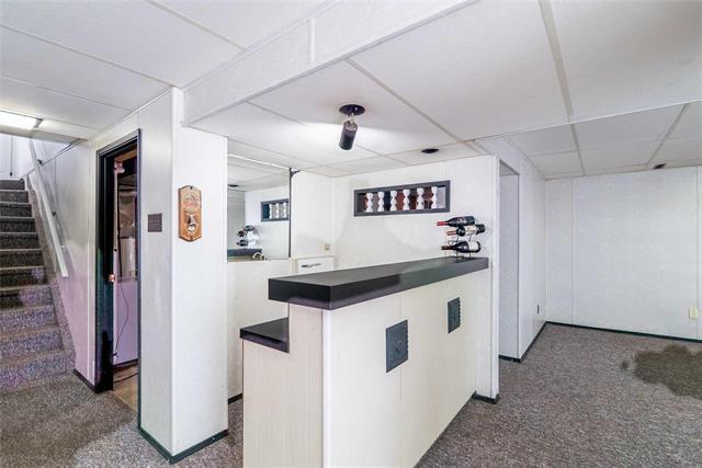









81


Hansford

RD,
Winnipeg,




MB
R2J 2J7

