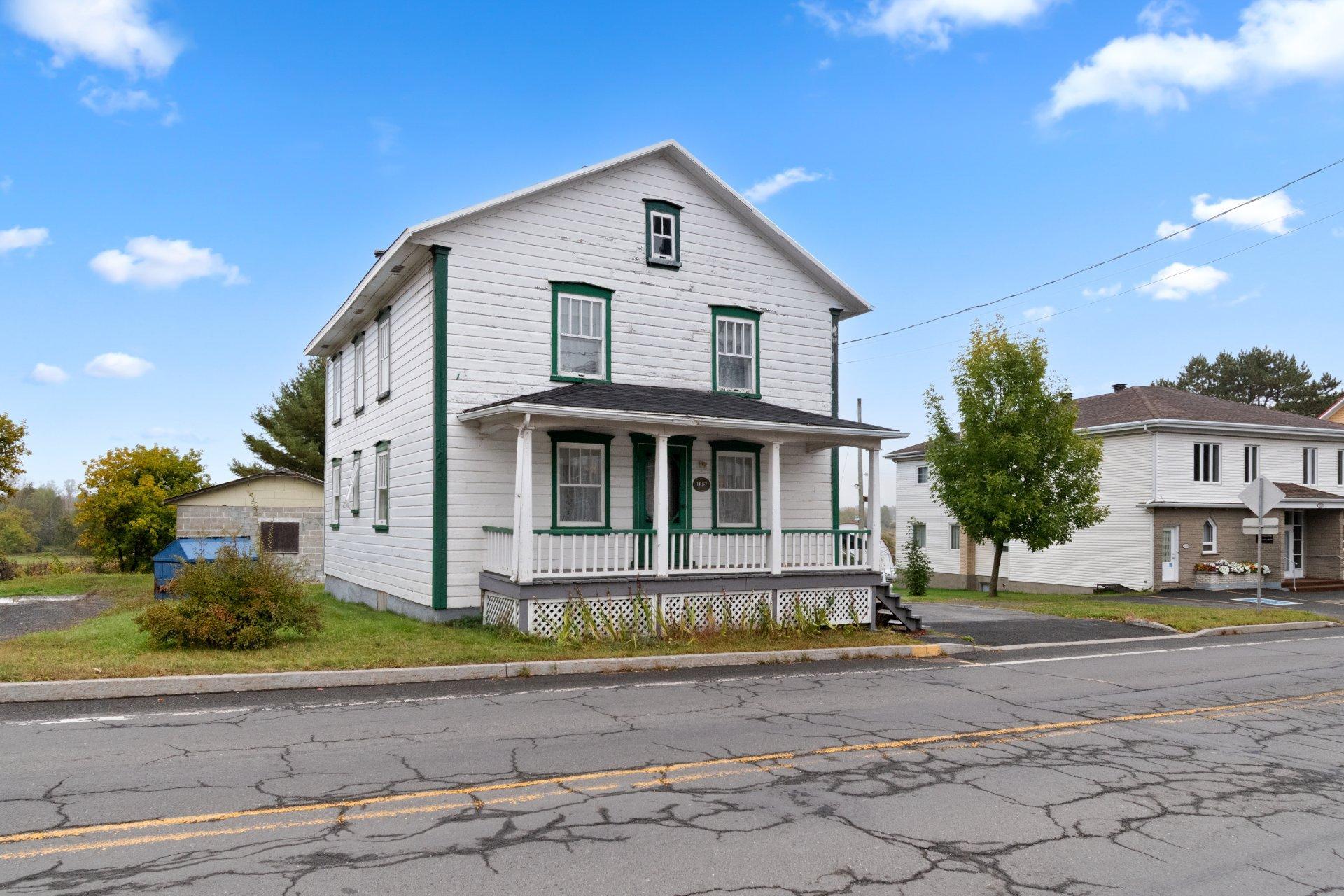 









1687


Rue Principale

,
Saint-Gilles,




QC
G0S2P0


