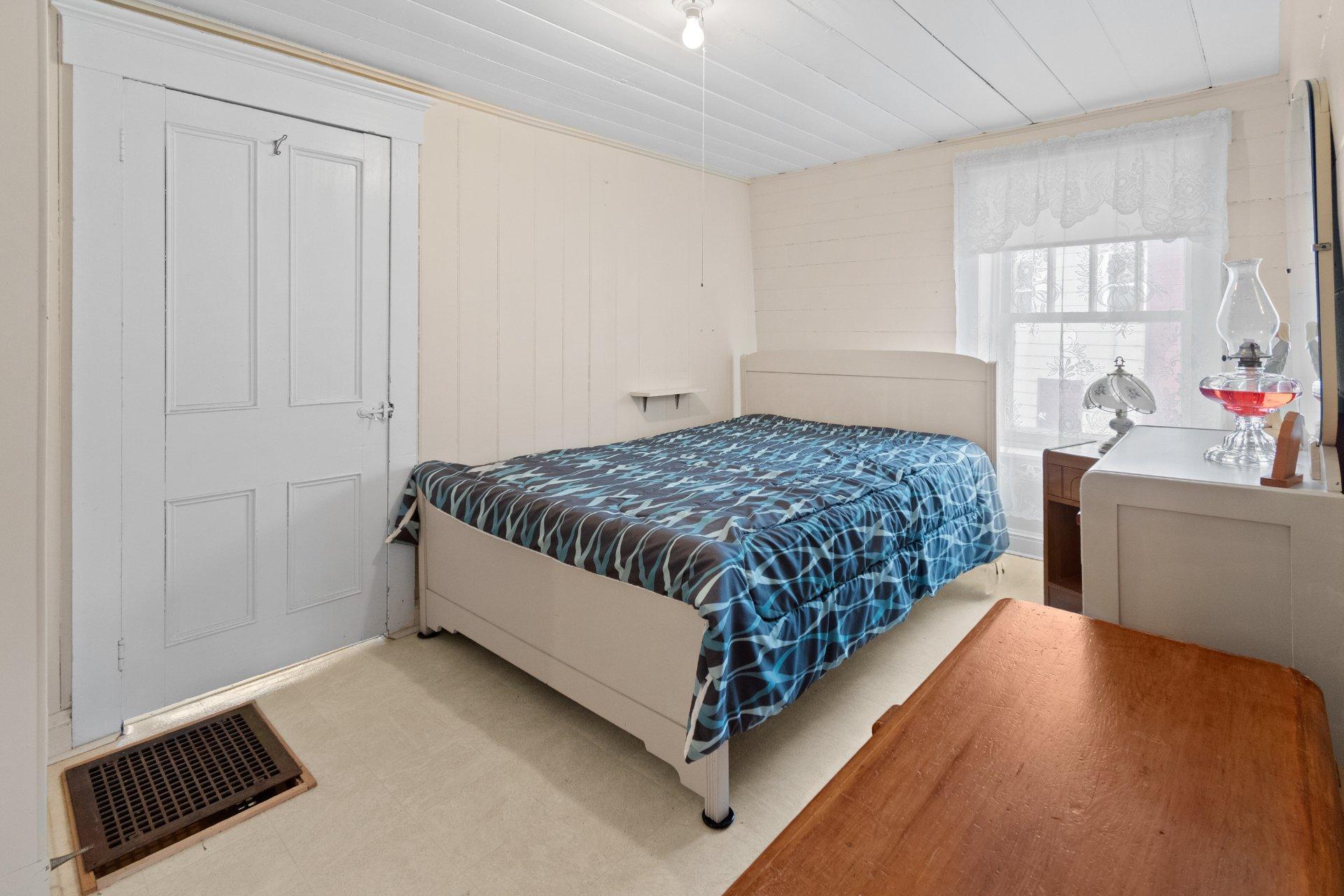 









1687


Rue Principale

,
Saint-Gilles,




QC
G0S2P0


