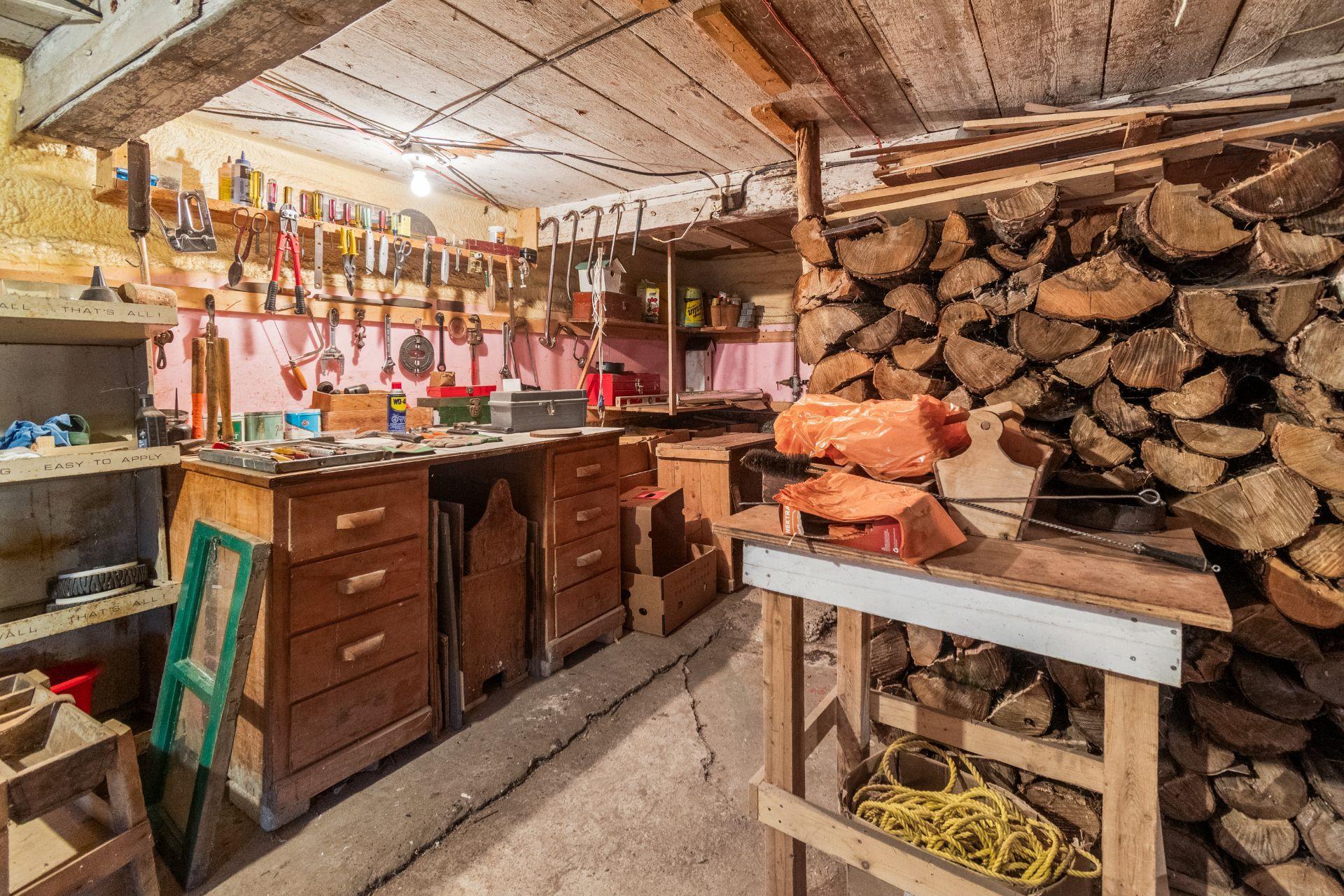 









1687


Rue Principale

,
Saint-Gilles,




QC
G0S2P0

